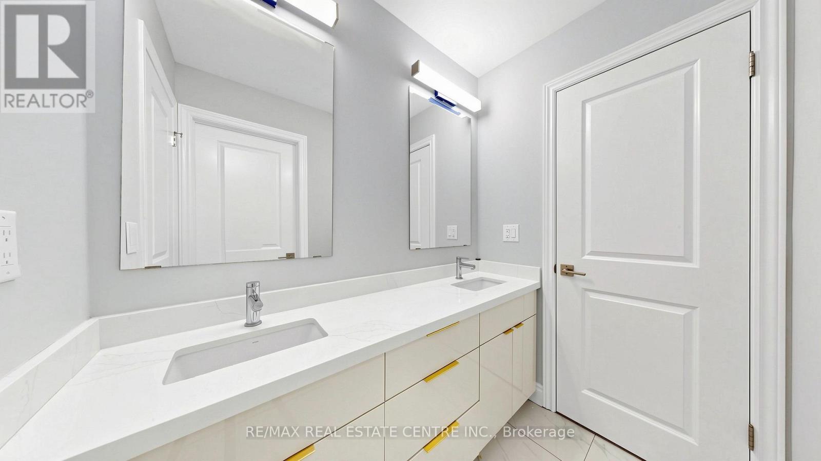 149 BALLANTYNE AVENUE - 22