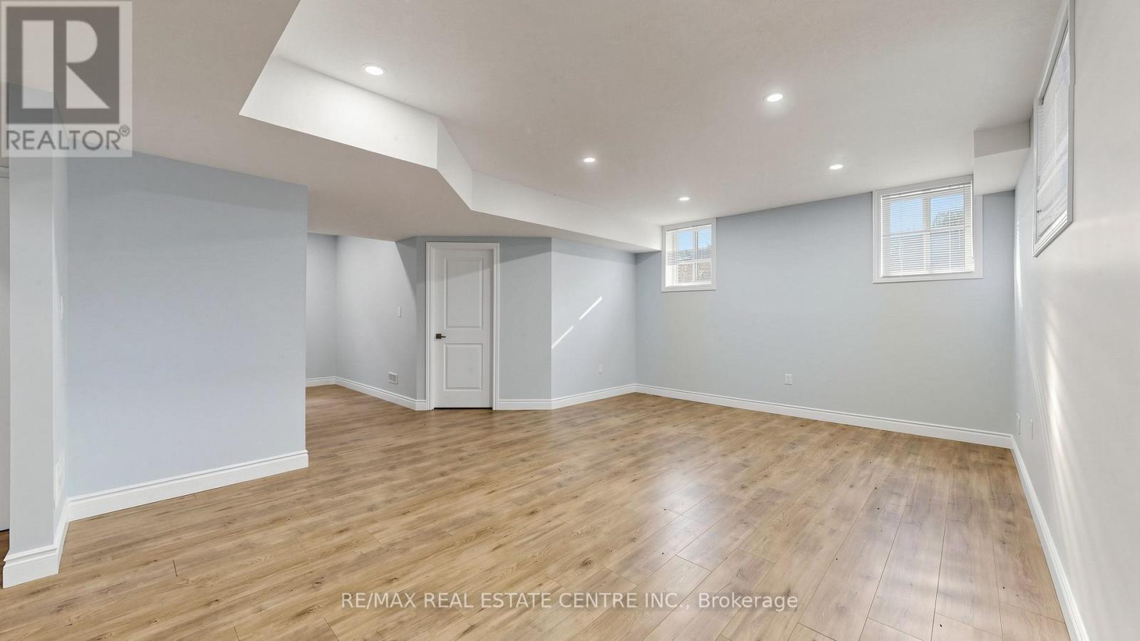 149 BALLANTYNE AVENUE - 27