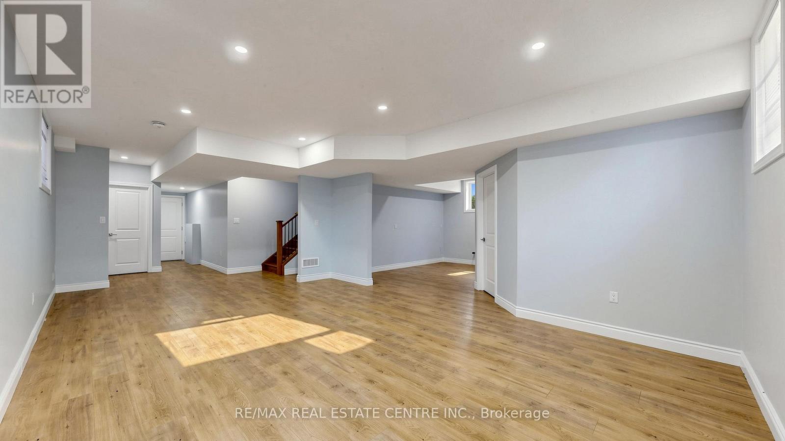 149 BALLANTYNE AVENUE - 28
