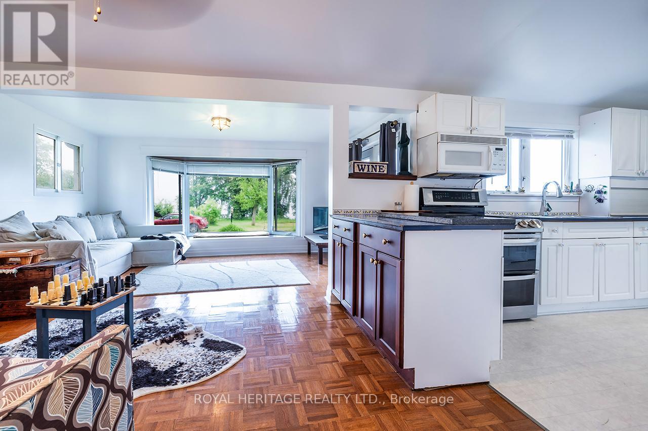 556 NORTH SHORE DRIVE W - 19
