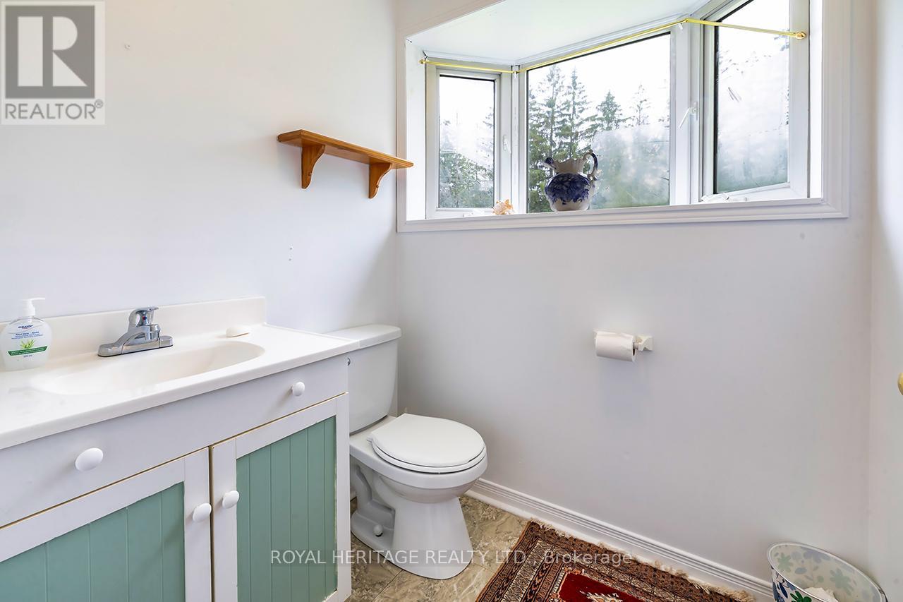 556 NORTH SHORE DRIVE W - 31