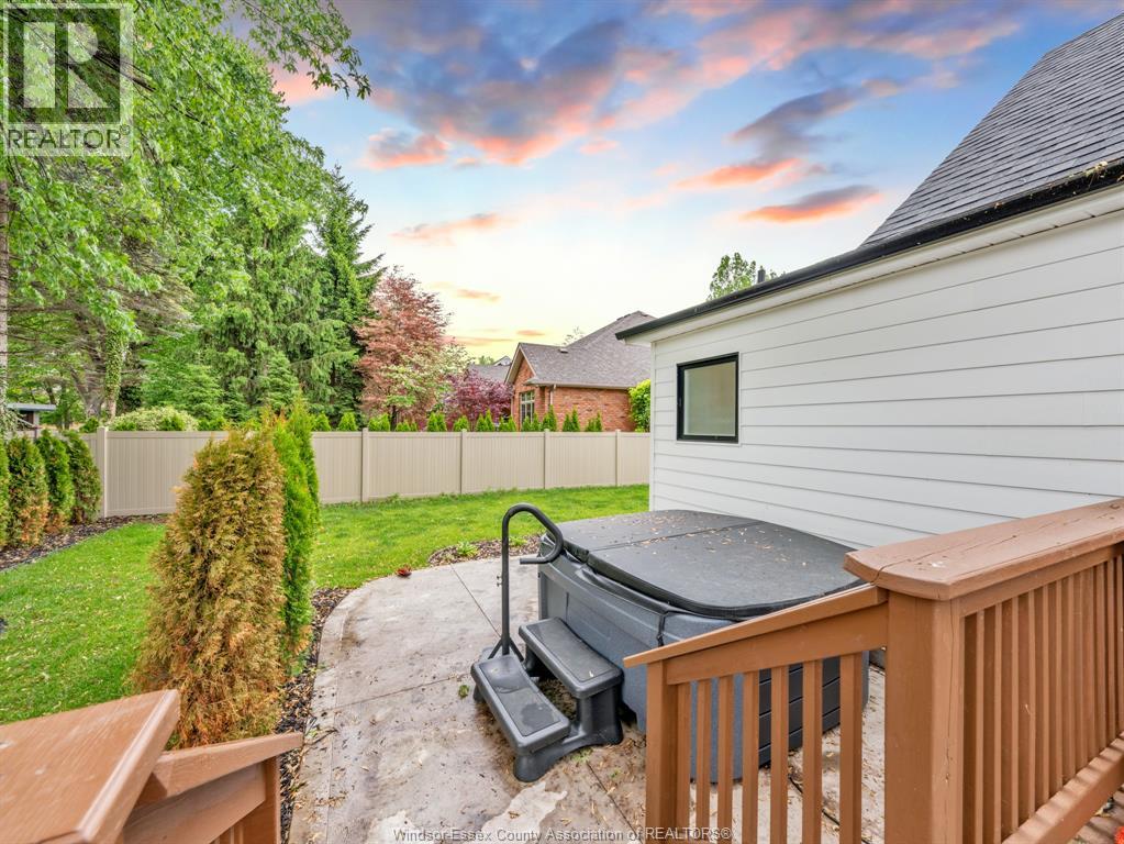 281 BRIGHTON ROAD - 44
