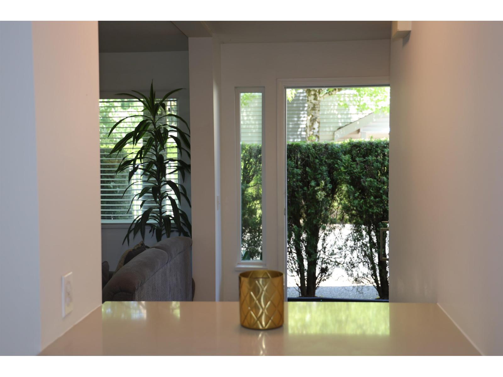 201 8972 FLEETWOOD WAY, Surrey