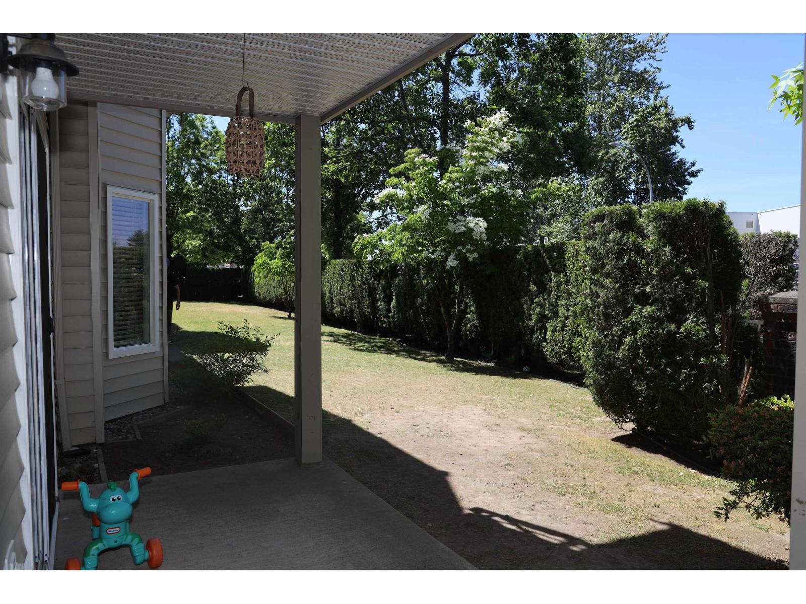 201 8972 FLEETWOOD WAY, Surrey