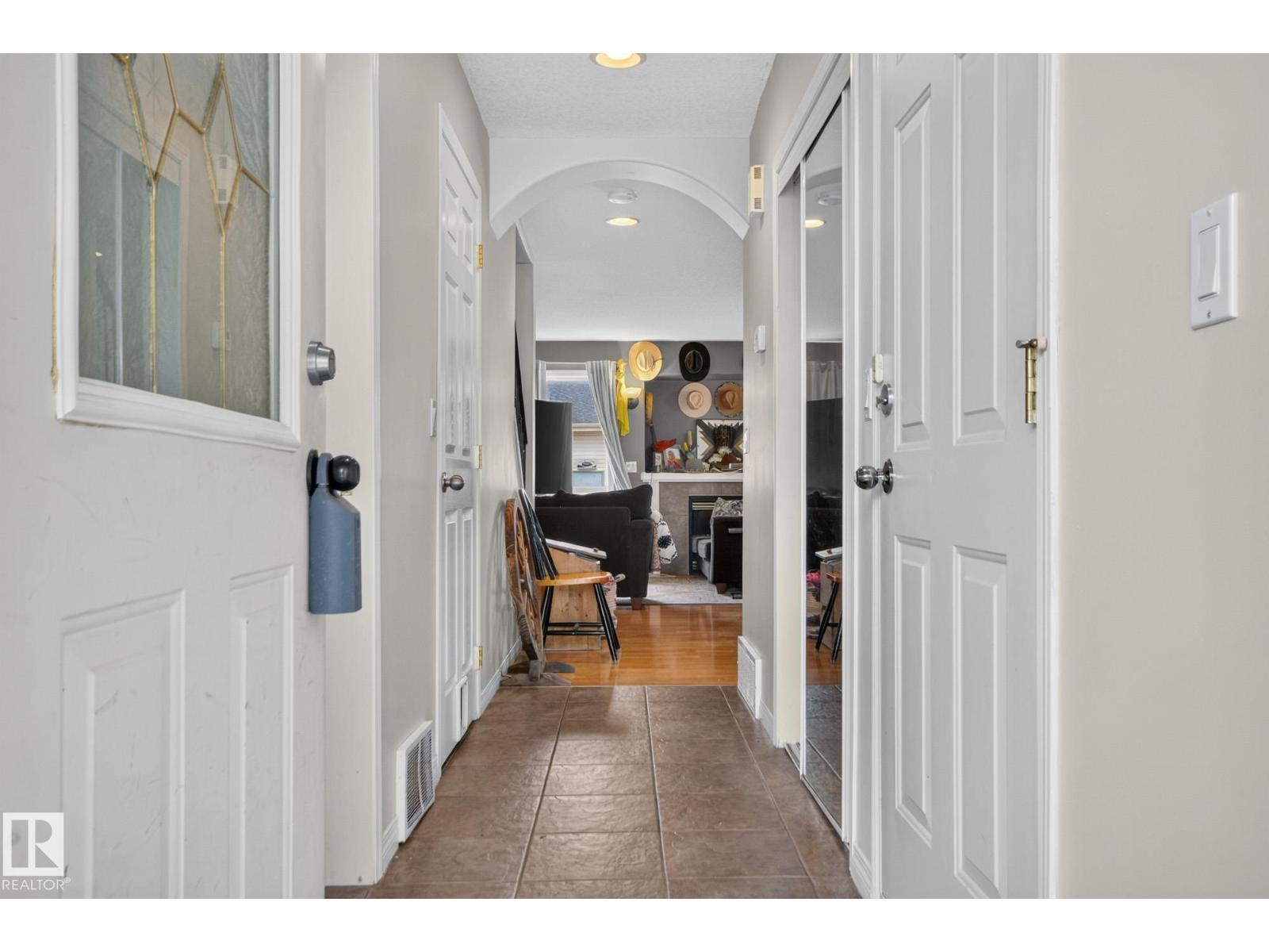 9514 99 ST - photo 4