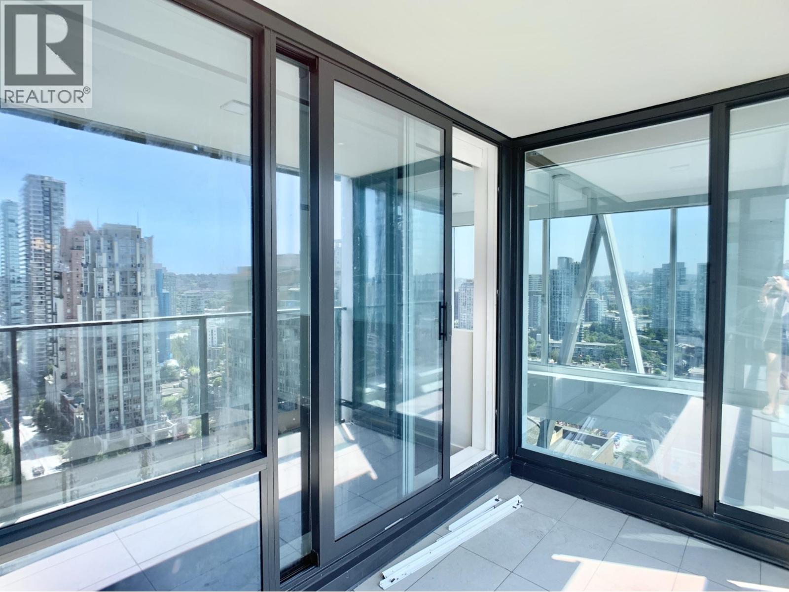 1111 RICHARDS, Vancouver