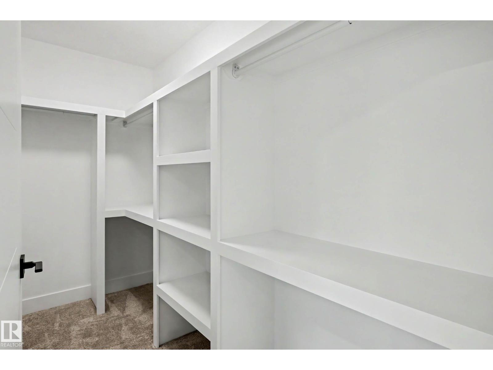 25 Escada CL — photo 34