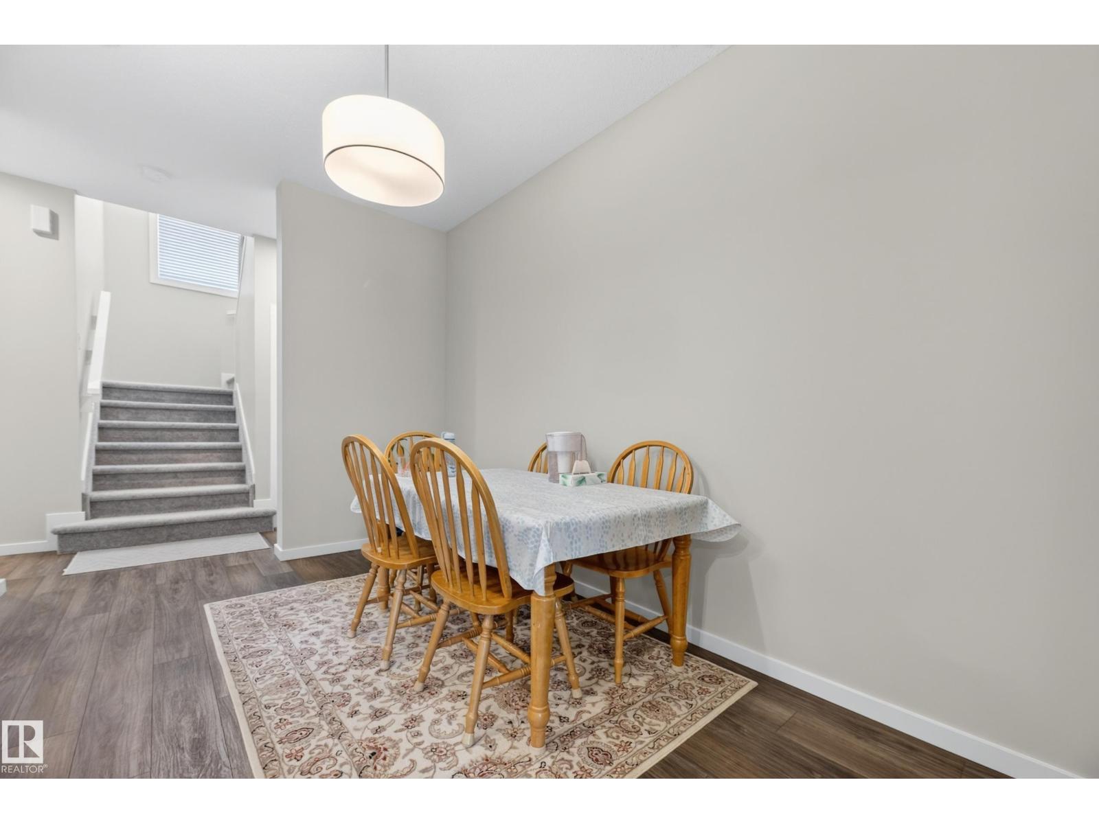 7020 181 AV NW - 16