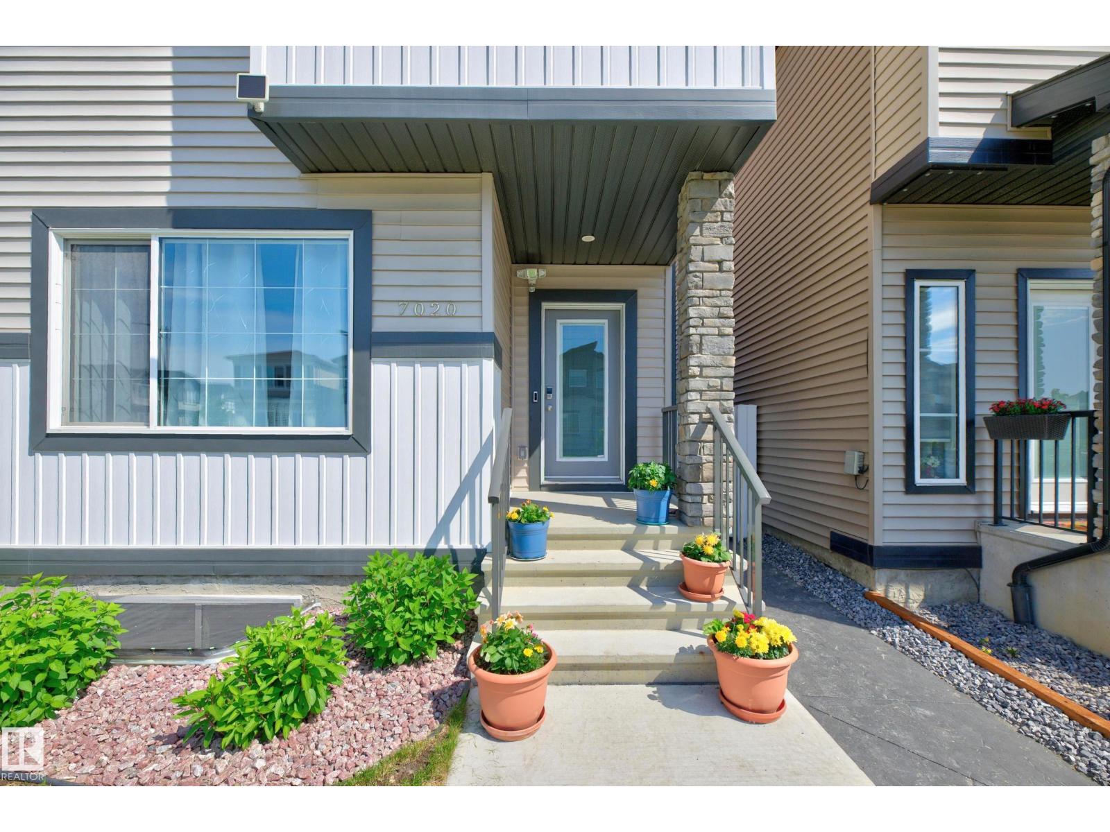 7020 181 AV NW - 3