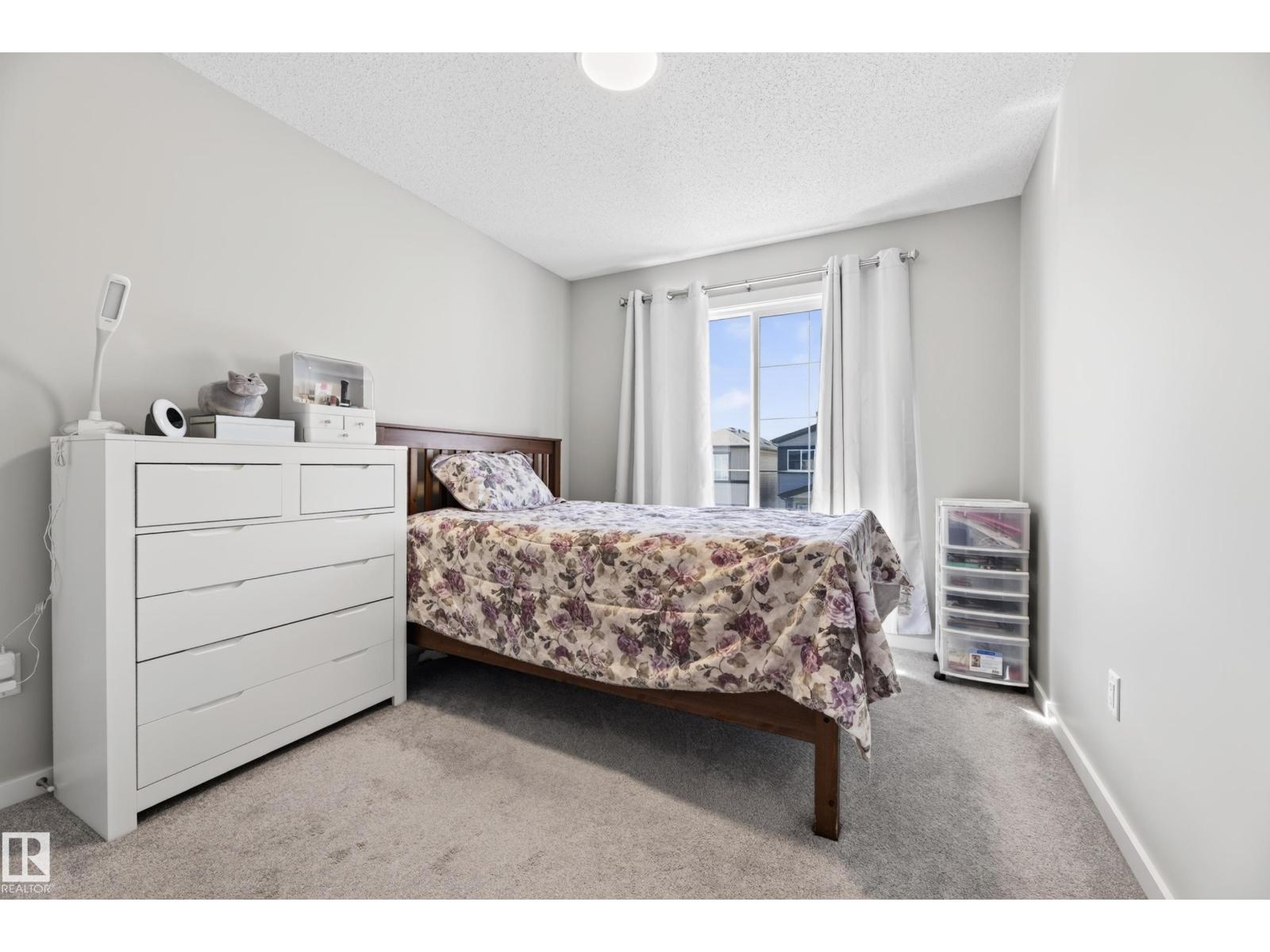 7020 181 AV NW - 35