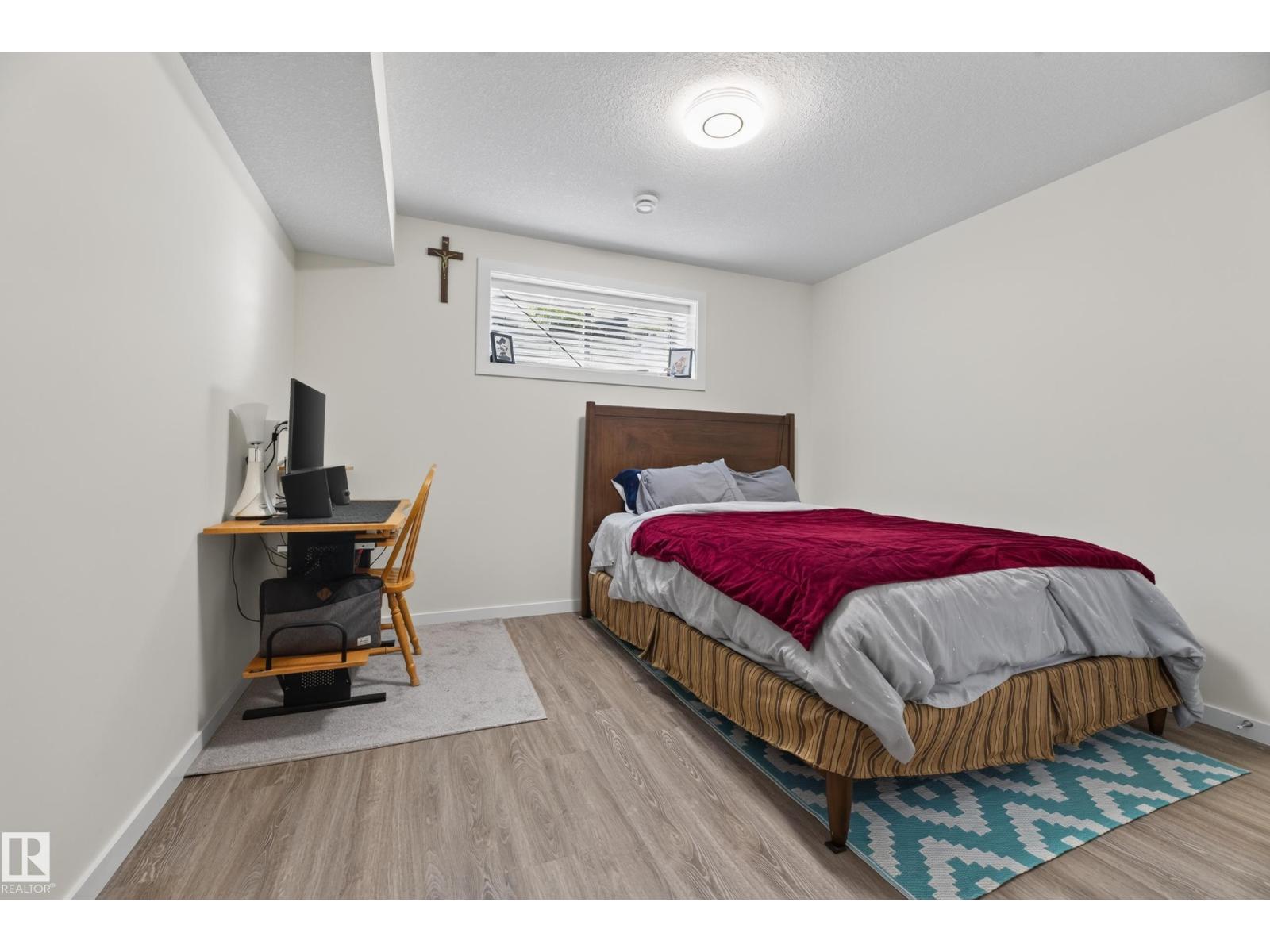 7020 181 AV NW - 46