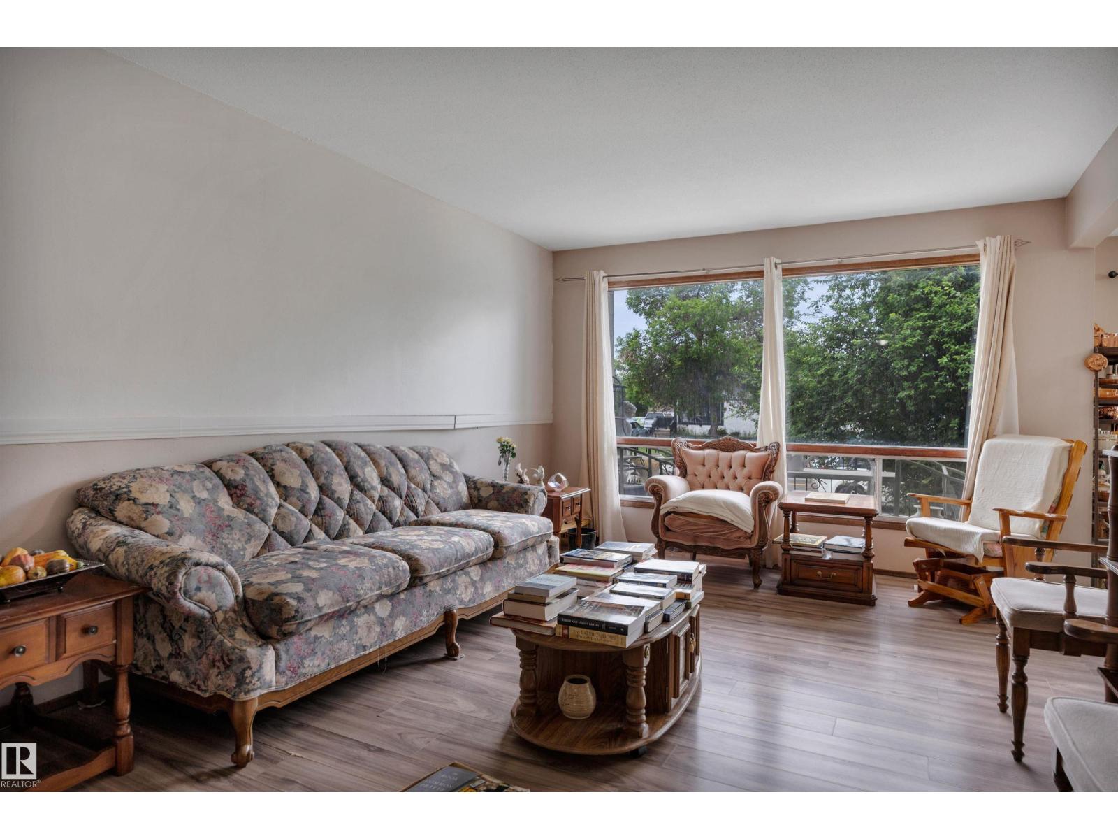 5102/5104 57 AV — photo 10