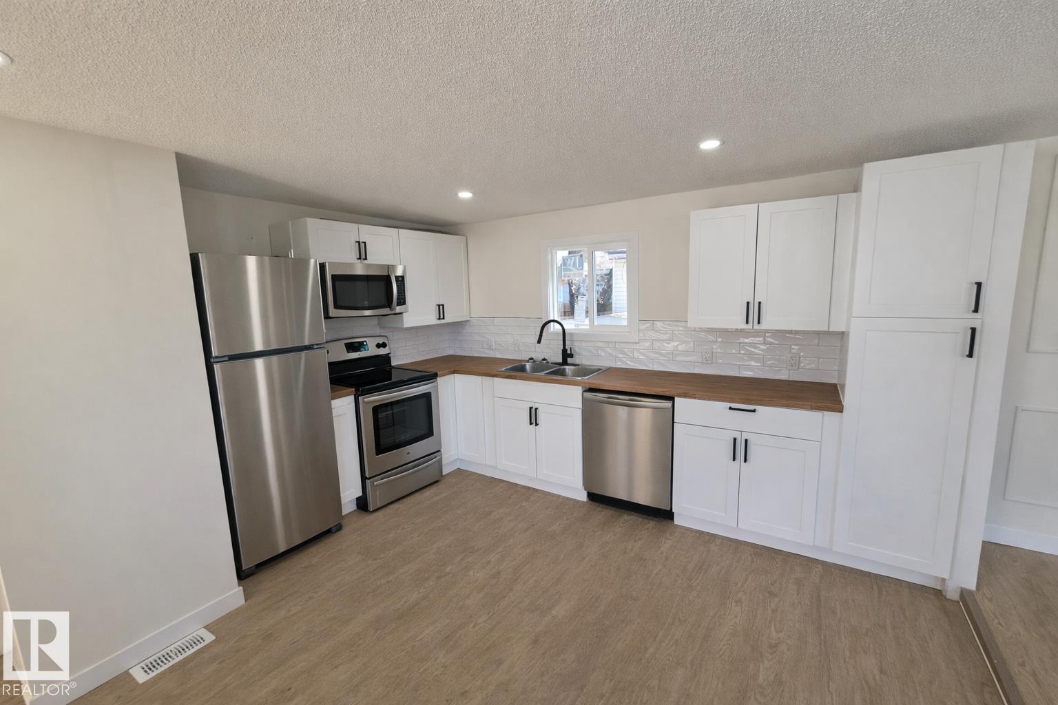 #92 305 calahoo RD - 1