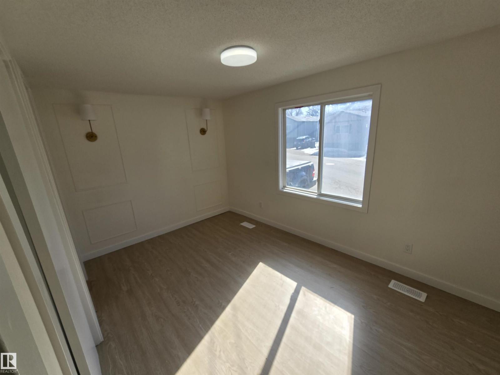 #92 305 calahoo RD - 16