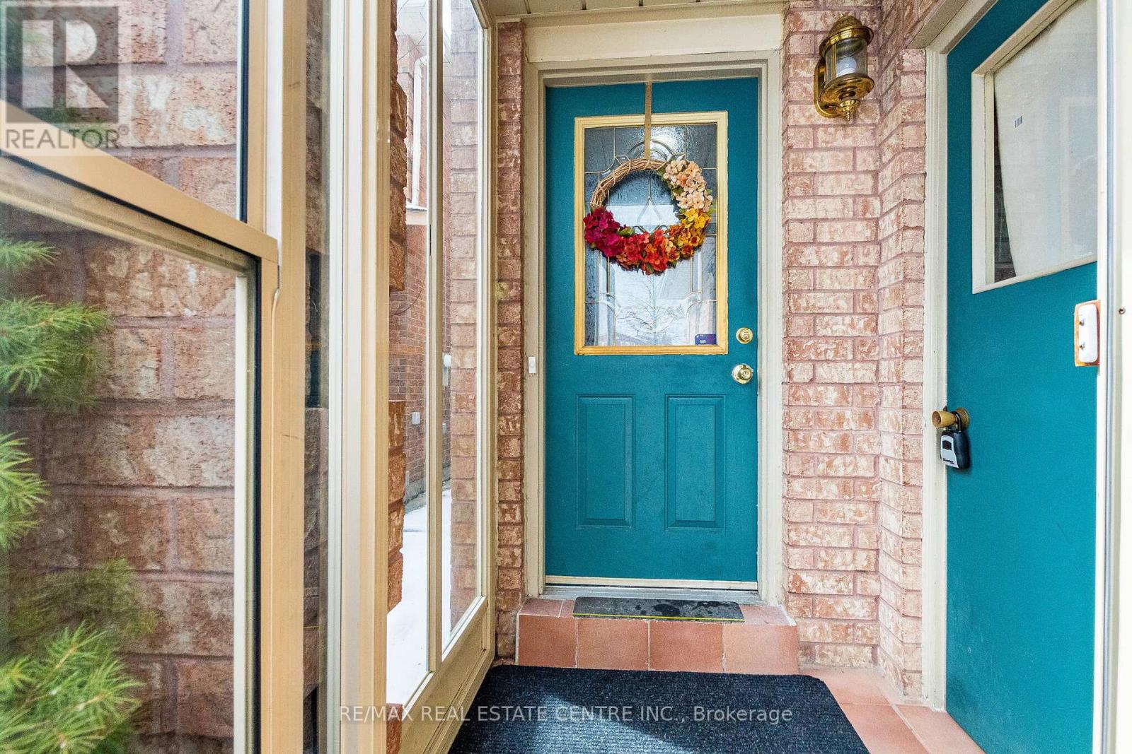 82 CANDY CRESCENT - 2