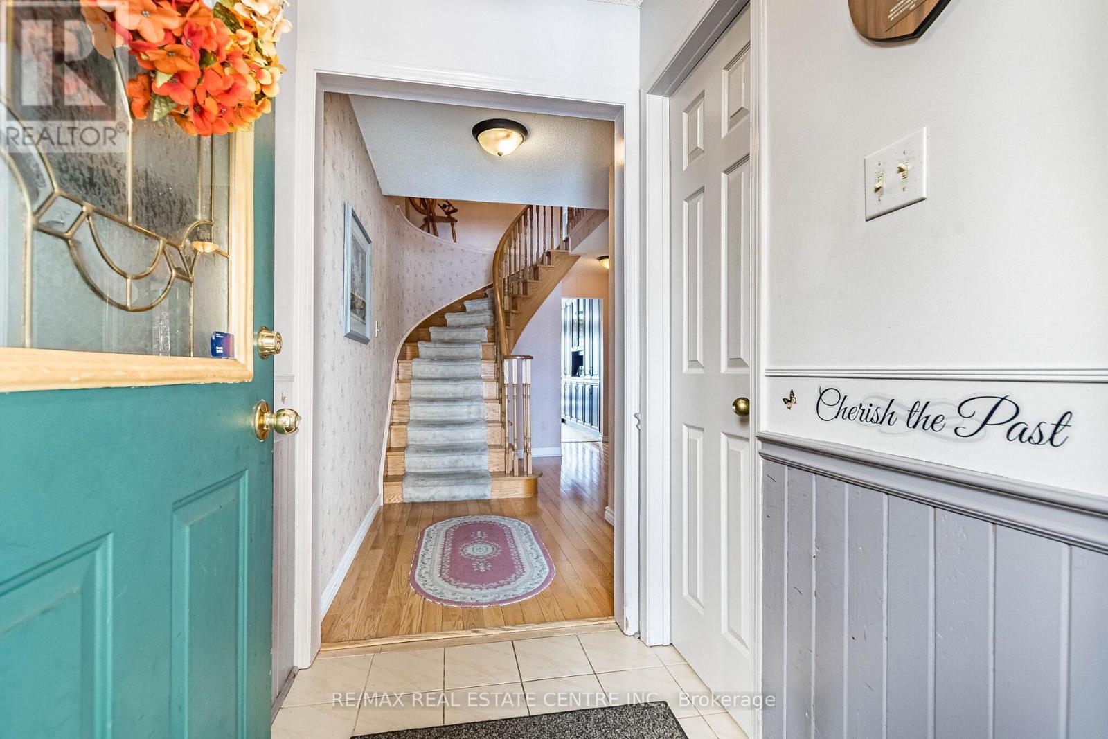 82 CANDY CRESCENT - 3