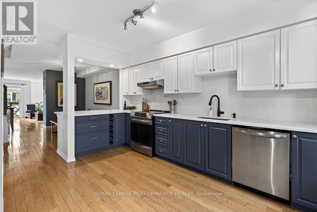 2 Bed, 2 Bath House for Rent in Ottawa – 5 – 255 CATHCART STREET, Ottawa – MLS# X13456164 - Image 19