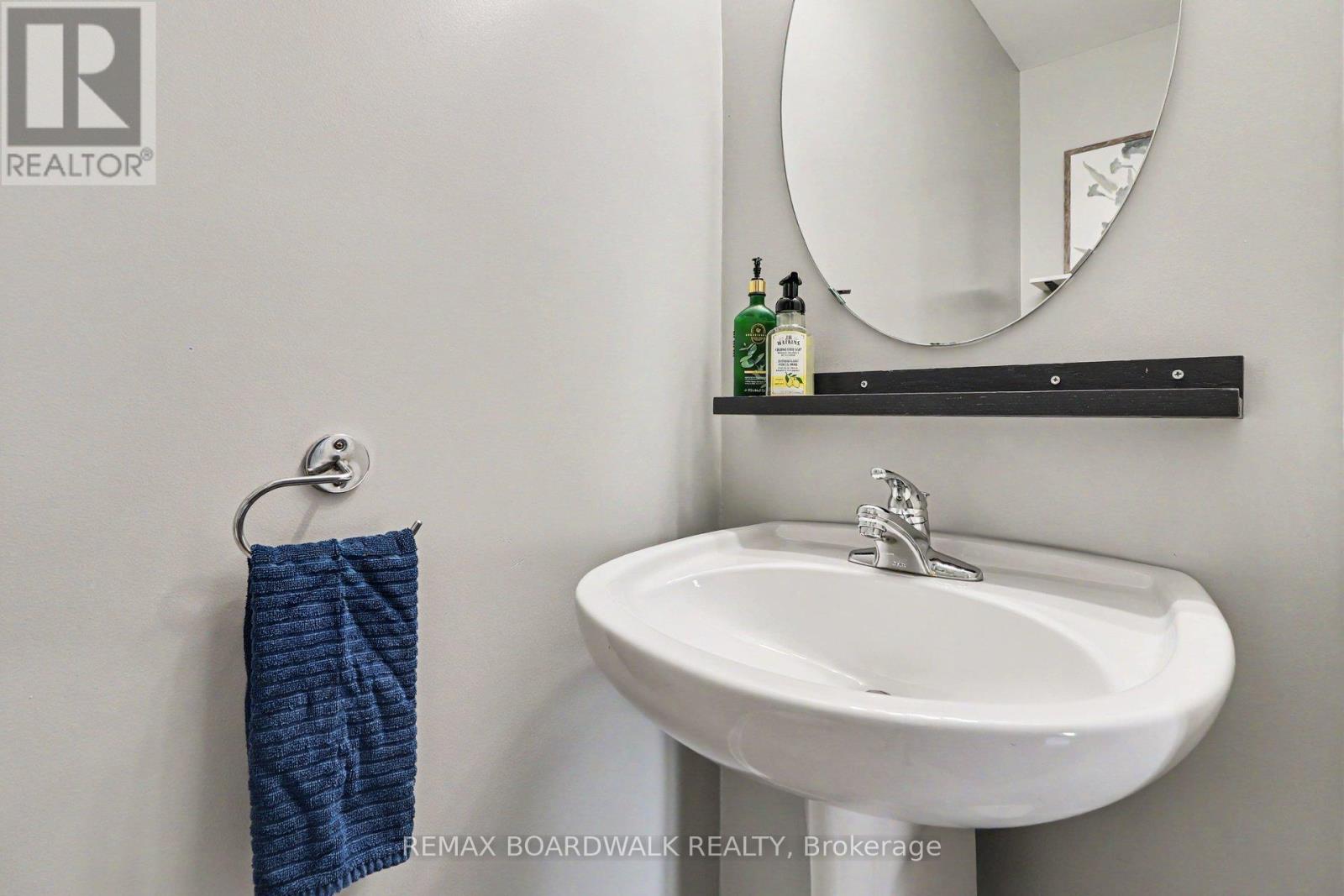 #7 50 BRIARGATE PRIVATE - 19