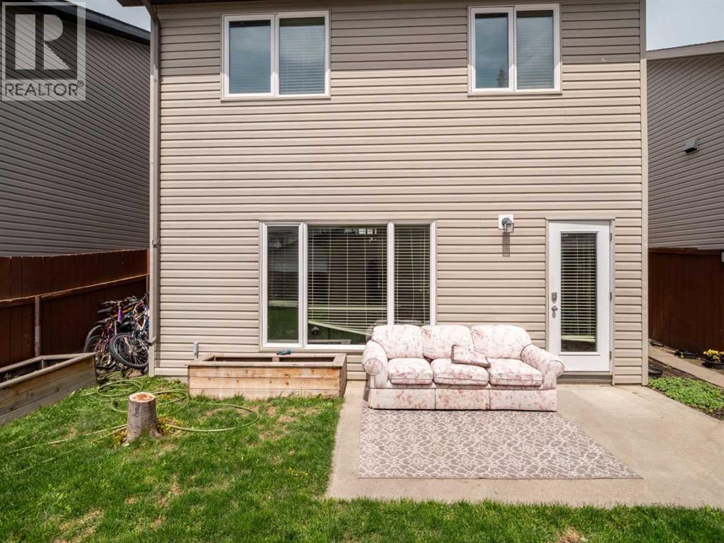 554 Margaret Sutherland Crescent N — photo 30