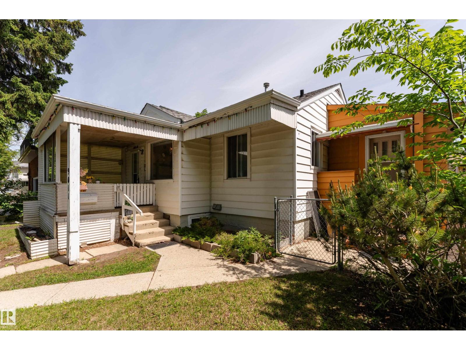 9011 95 ST NW — photo 44