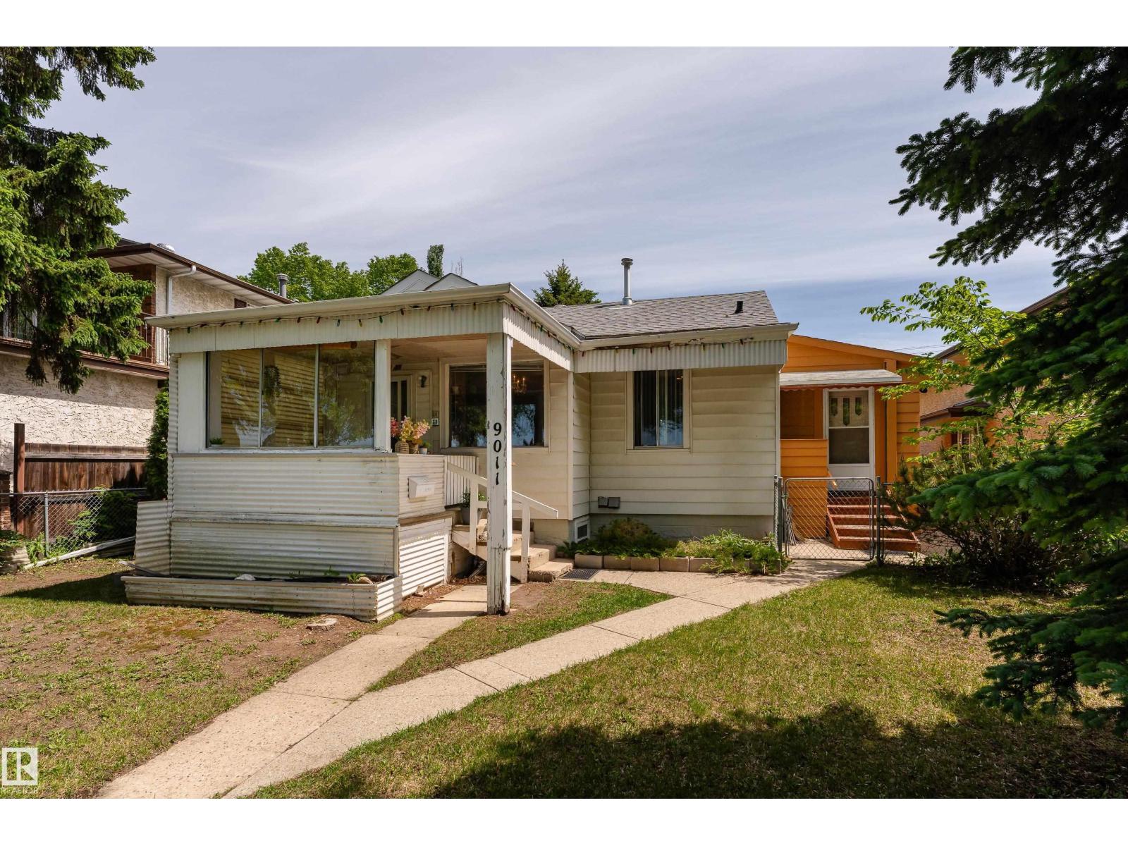 9011 95 ST NW — photo 45