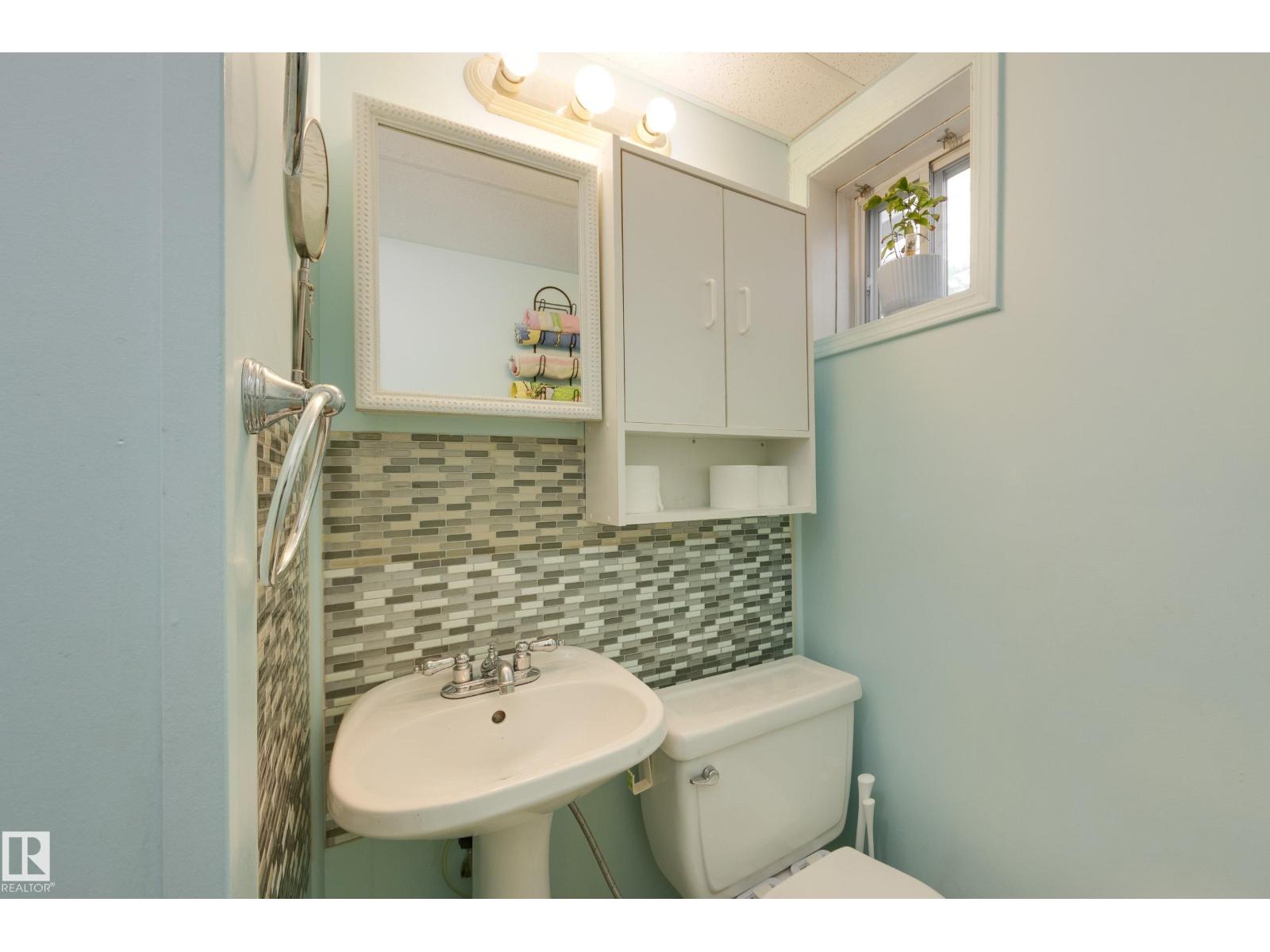 10631 71 AV NW — photo 25