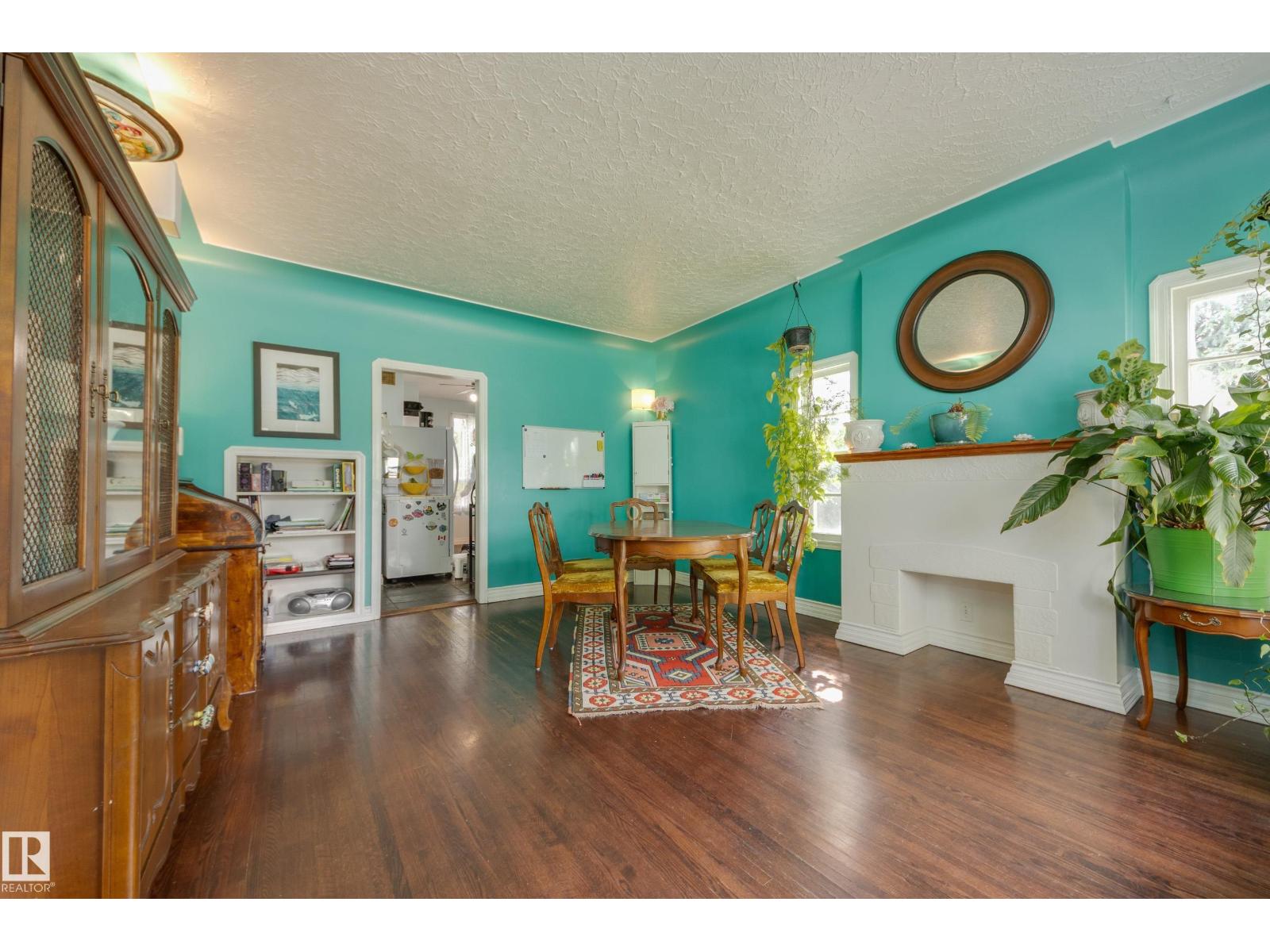 10631 71 AV NW - photo 3