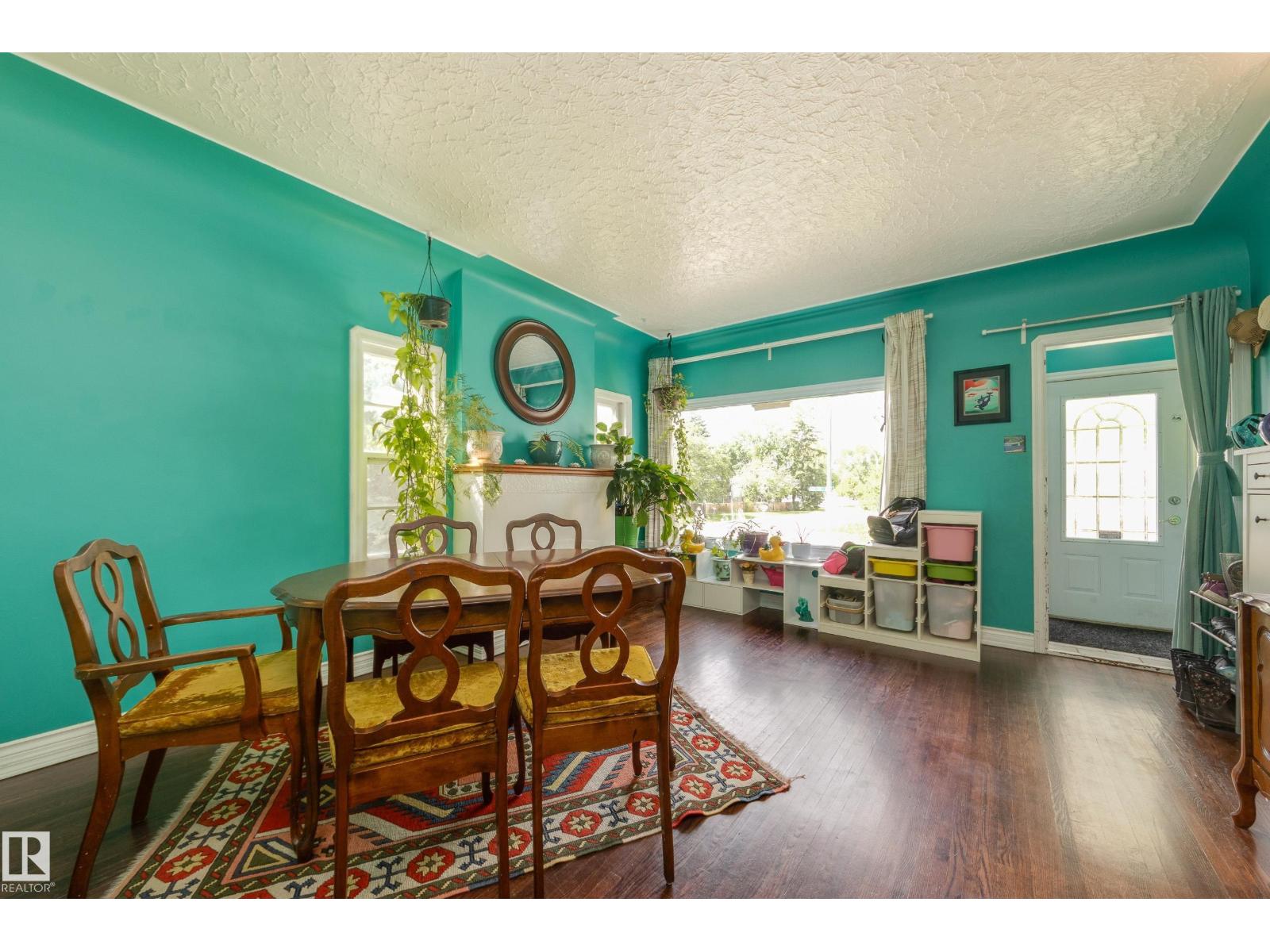 10631 71 AV NW - photo 4
