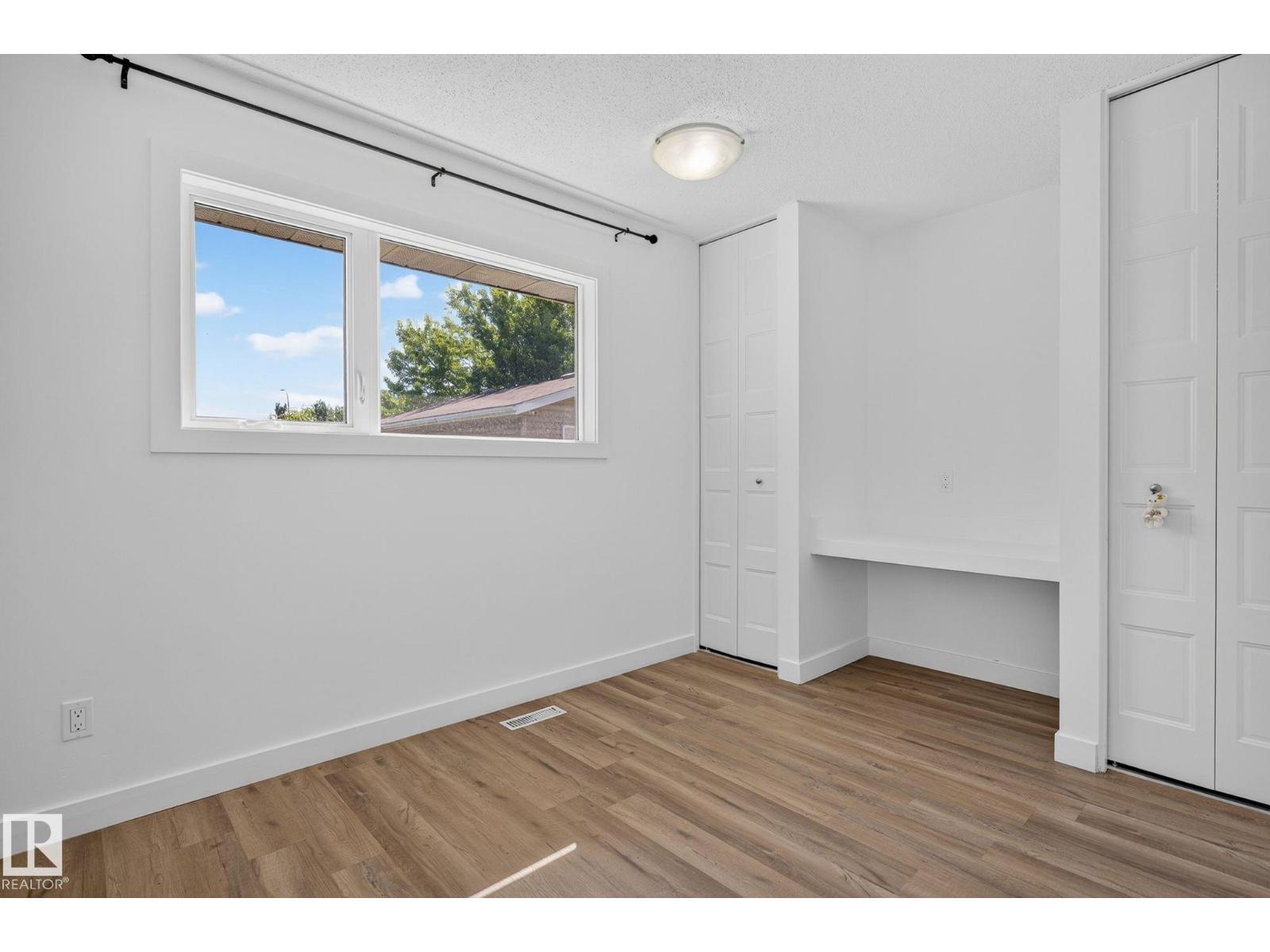 3119 104 ST NW - 18