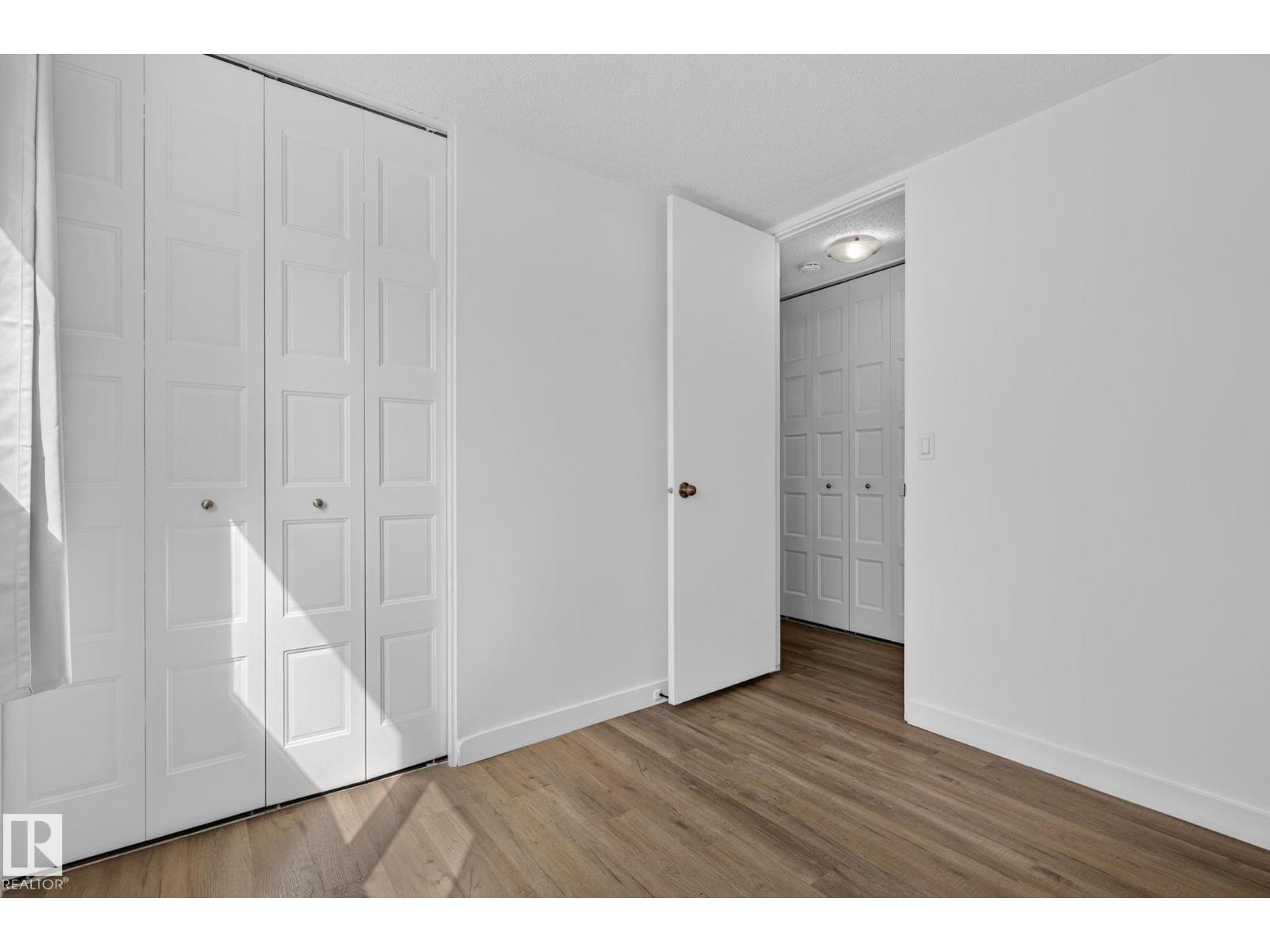 3119 104 ST NW - 27
