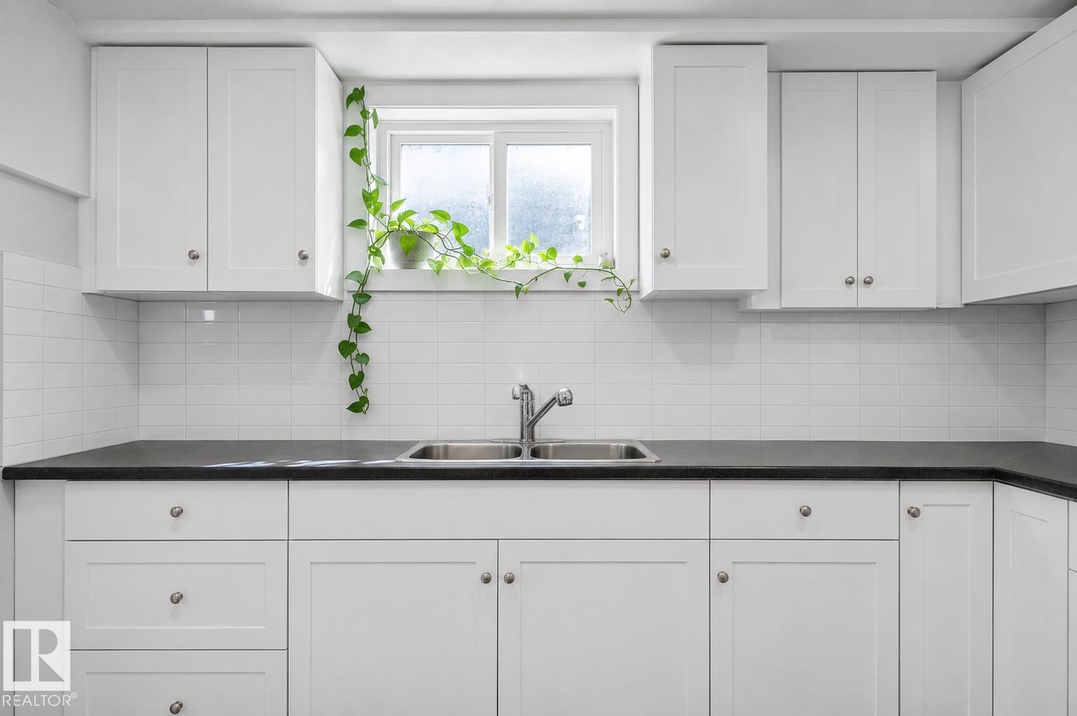 3119 104 ST NW - 33
