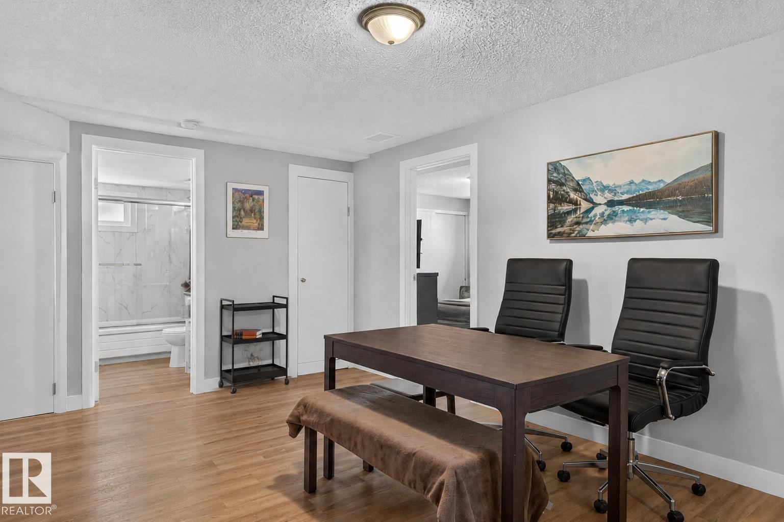 3119 104 ST NW - 35