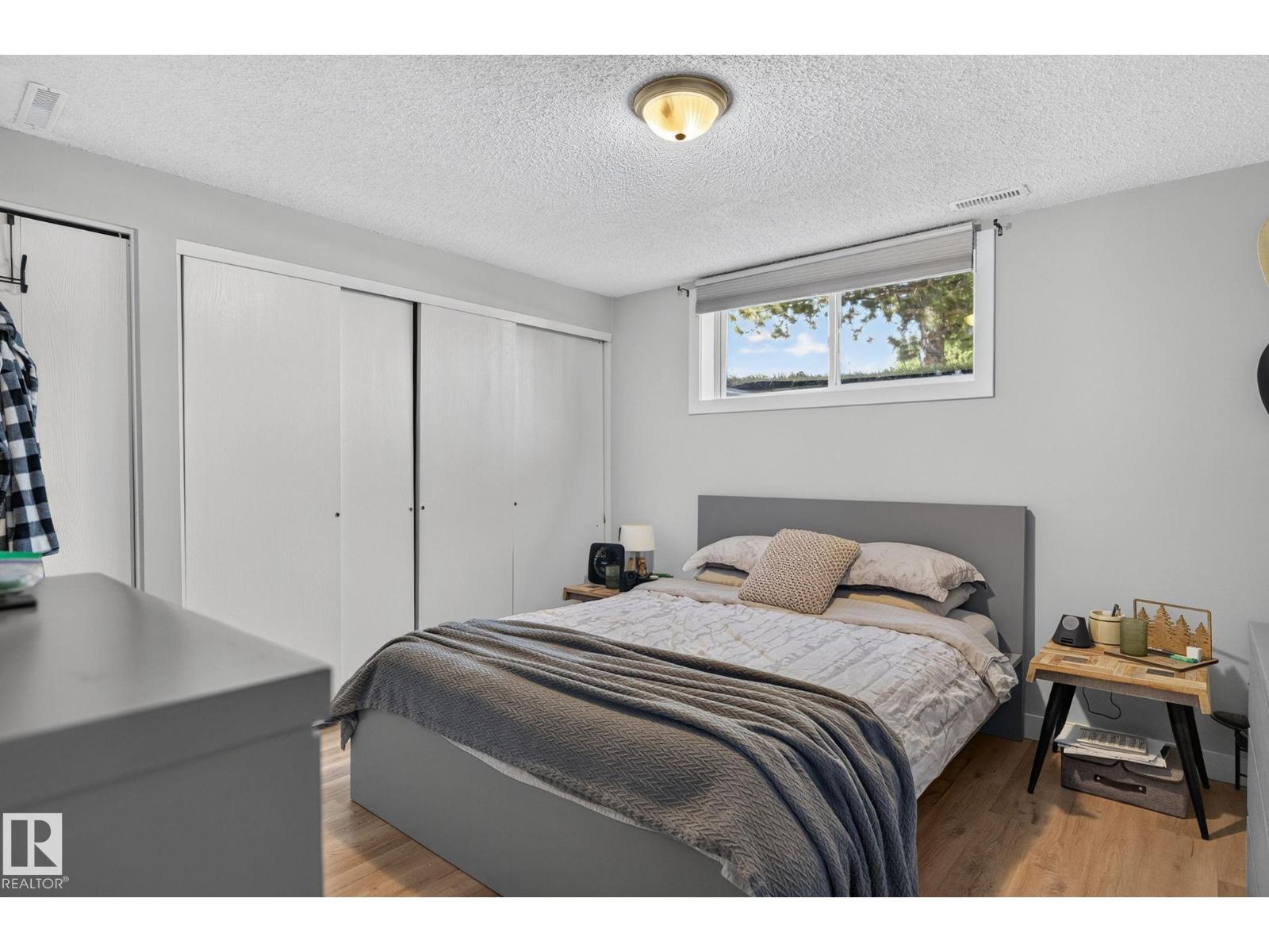 3119 104 ST NW - 36