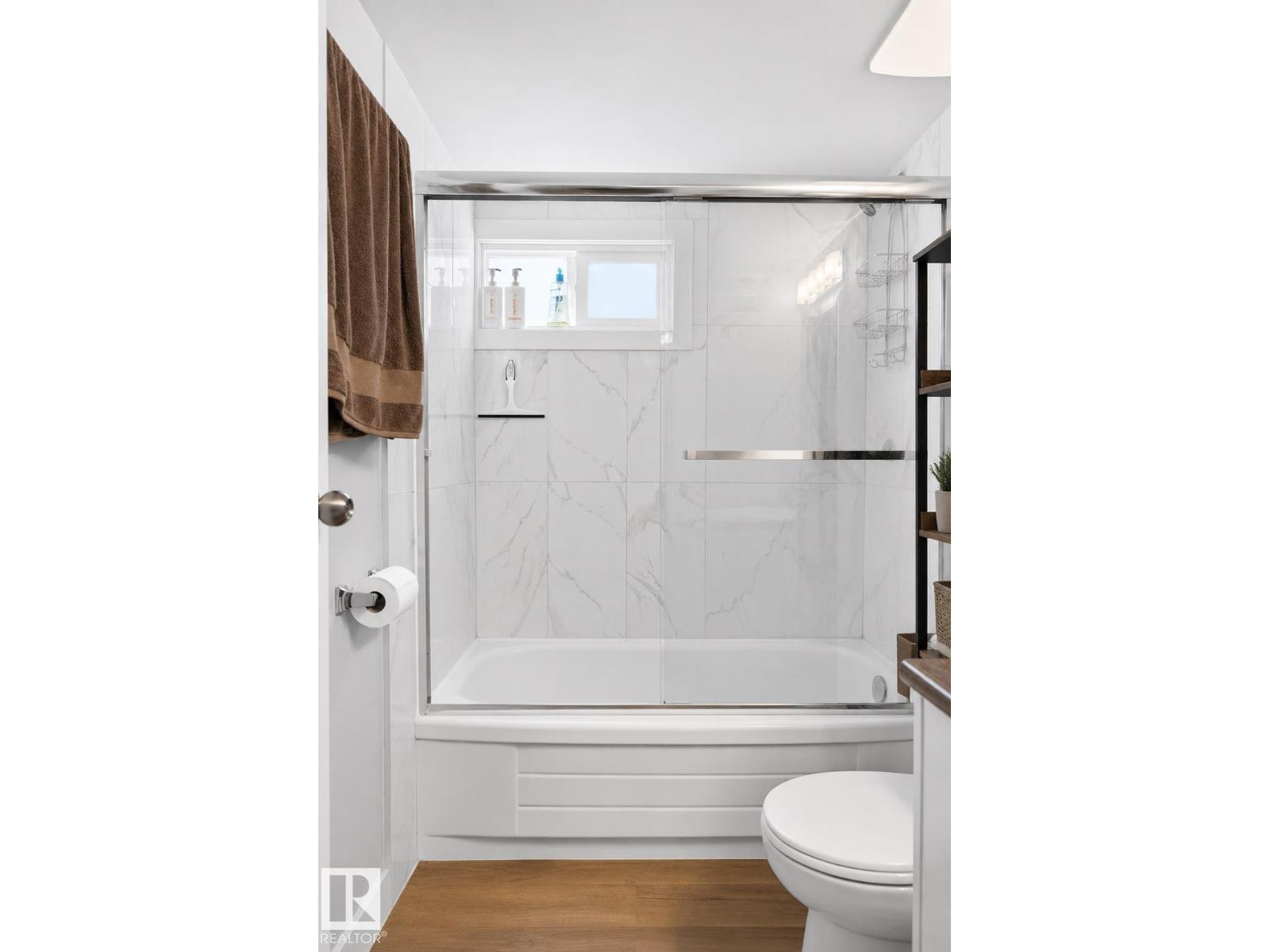 3119 104 ST NW - 38