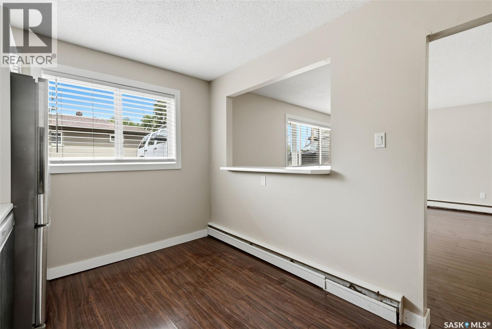 #3 230 Broadway AVENUE E - 10