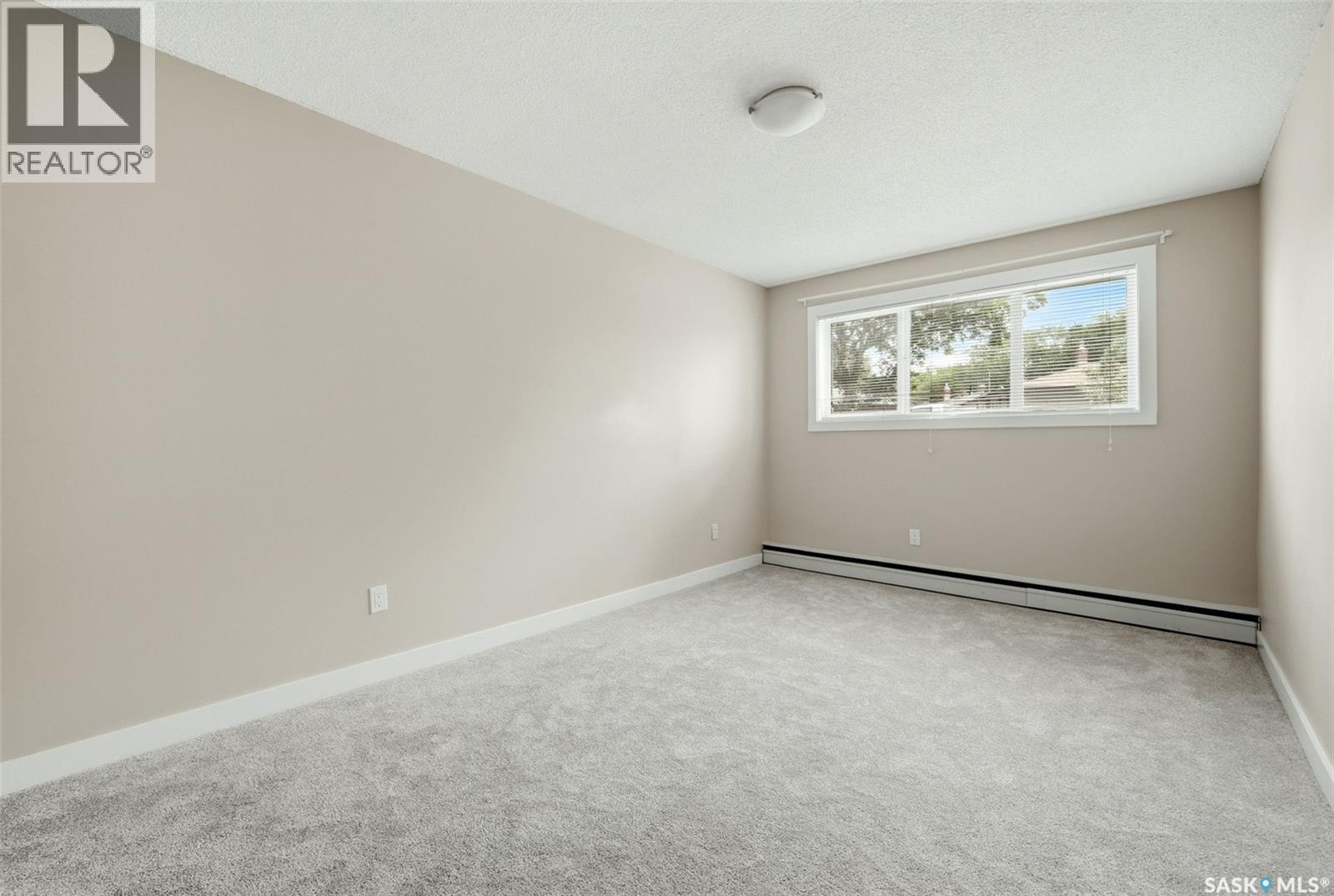 #3 230 Broadway AVENUE E - 13
