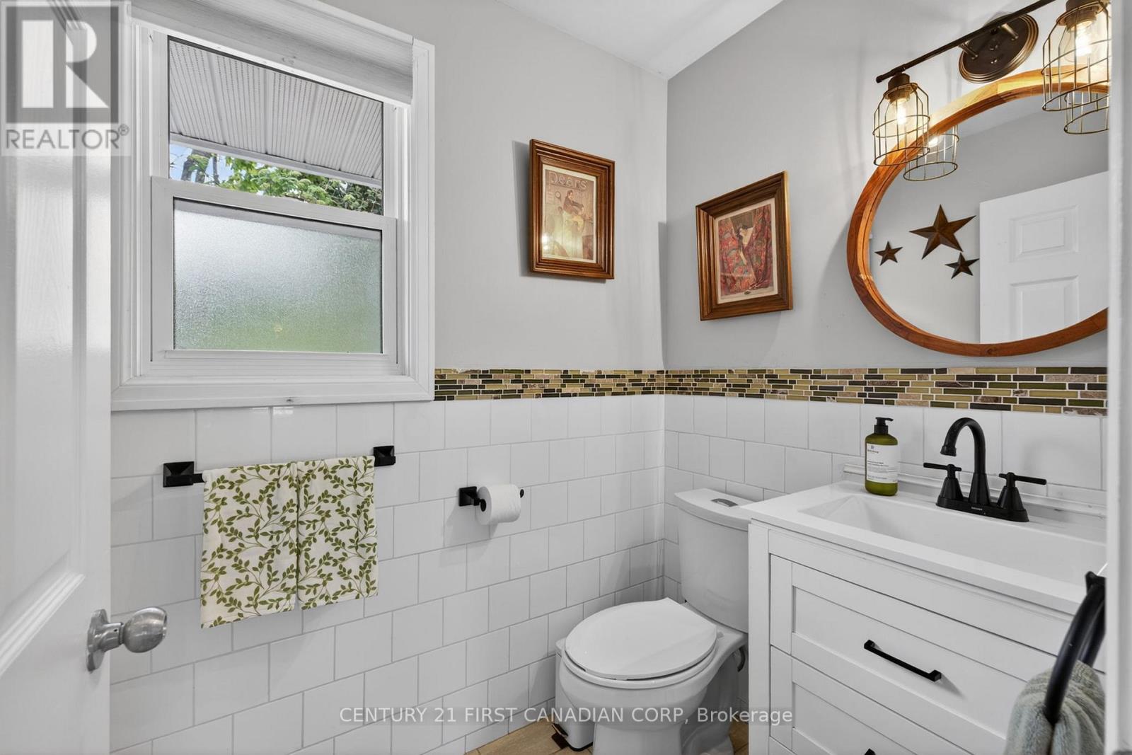 10383 ILDERTON ROAD - 15