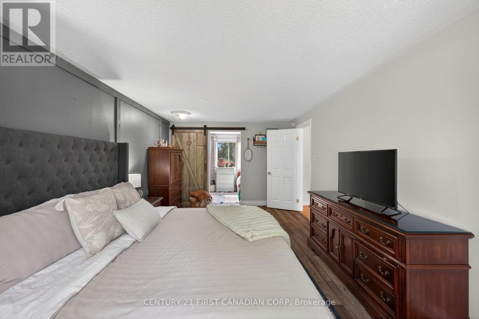 10383 ILDERTON ROAD - 19