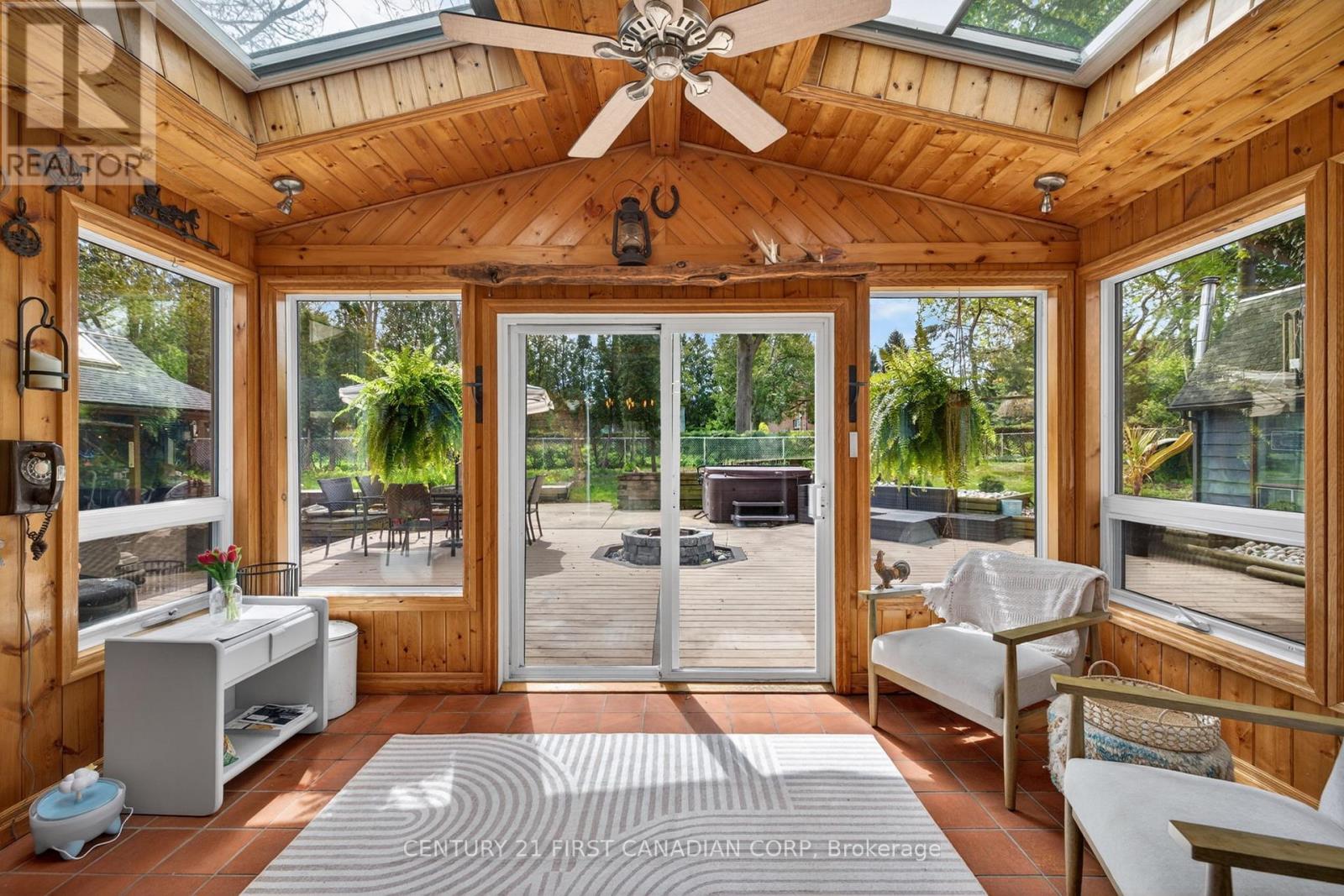 10383 ILDERTON ROAD - 13
