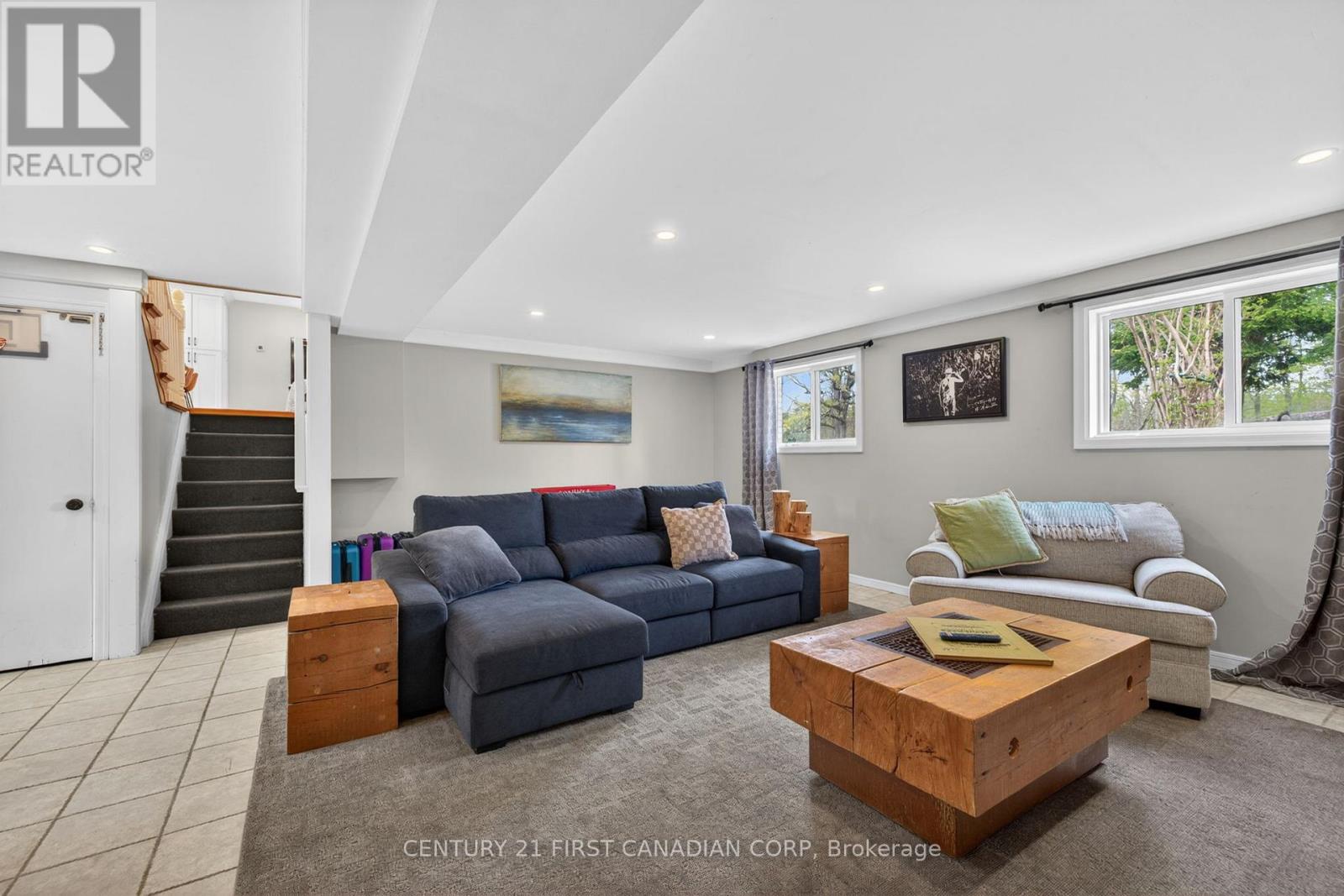 10383 ILDERTON ROAD - 25