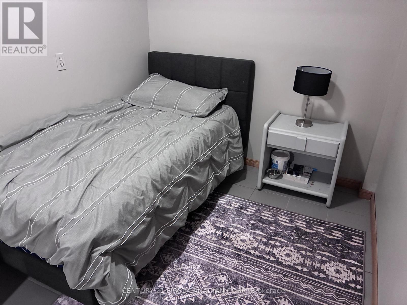 10383 ILDERTON ROAD - 27