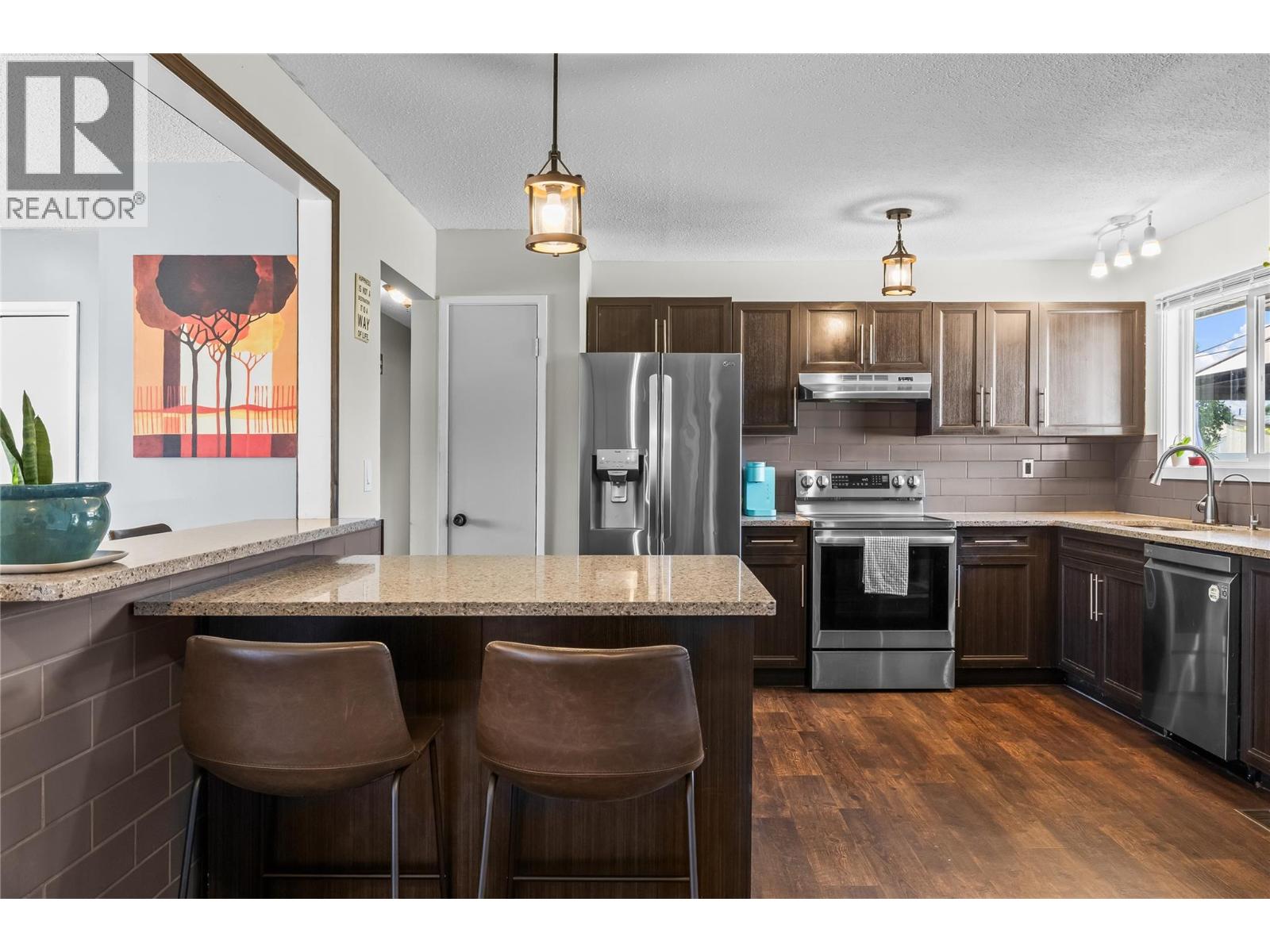 440 Primrose Road - 11