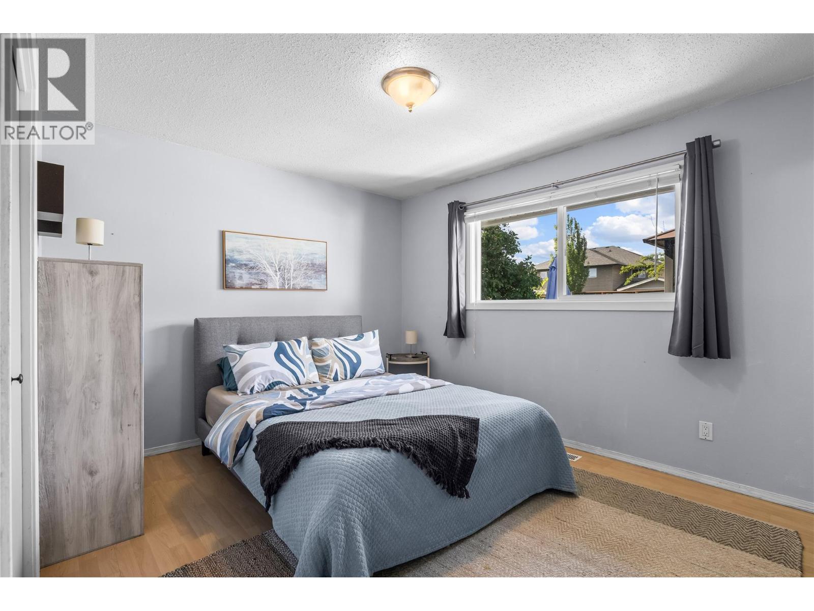 440 Primrose Road - 27