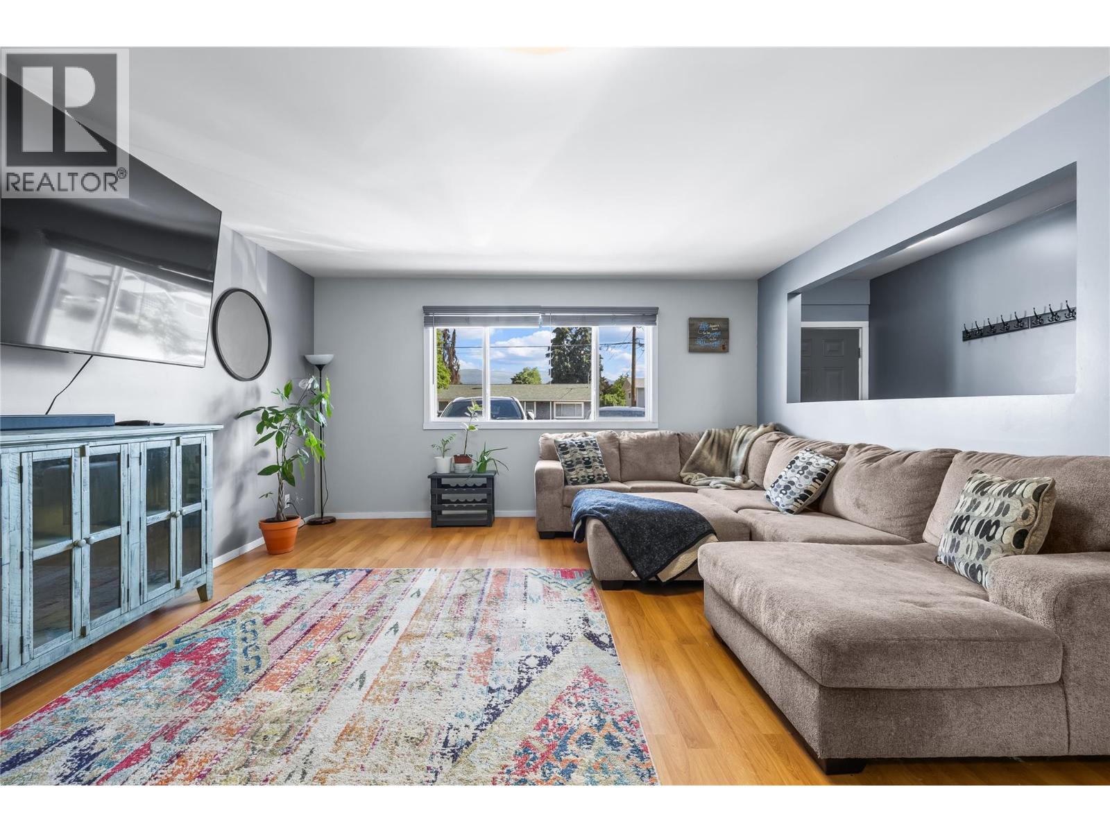 440 Primrose Road - 4