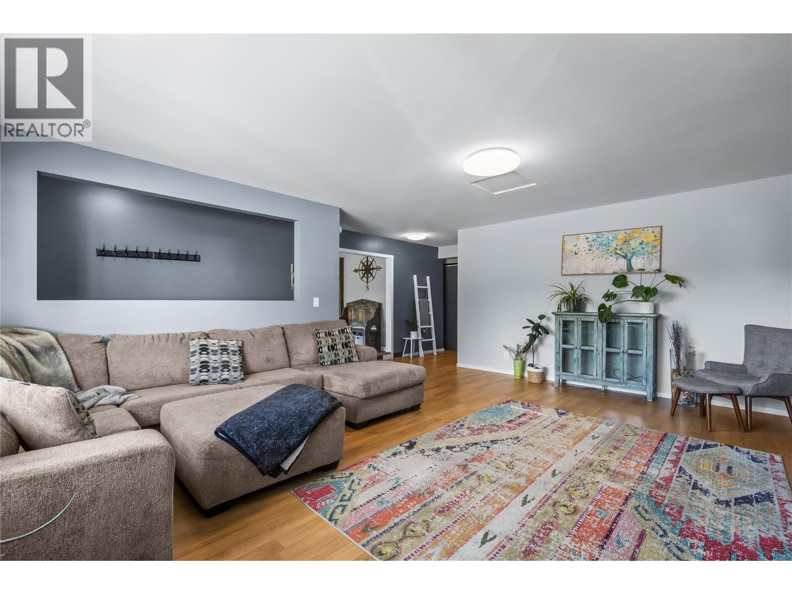 440 Primrose Road - 5