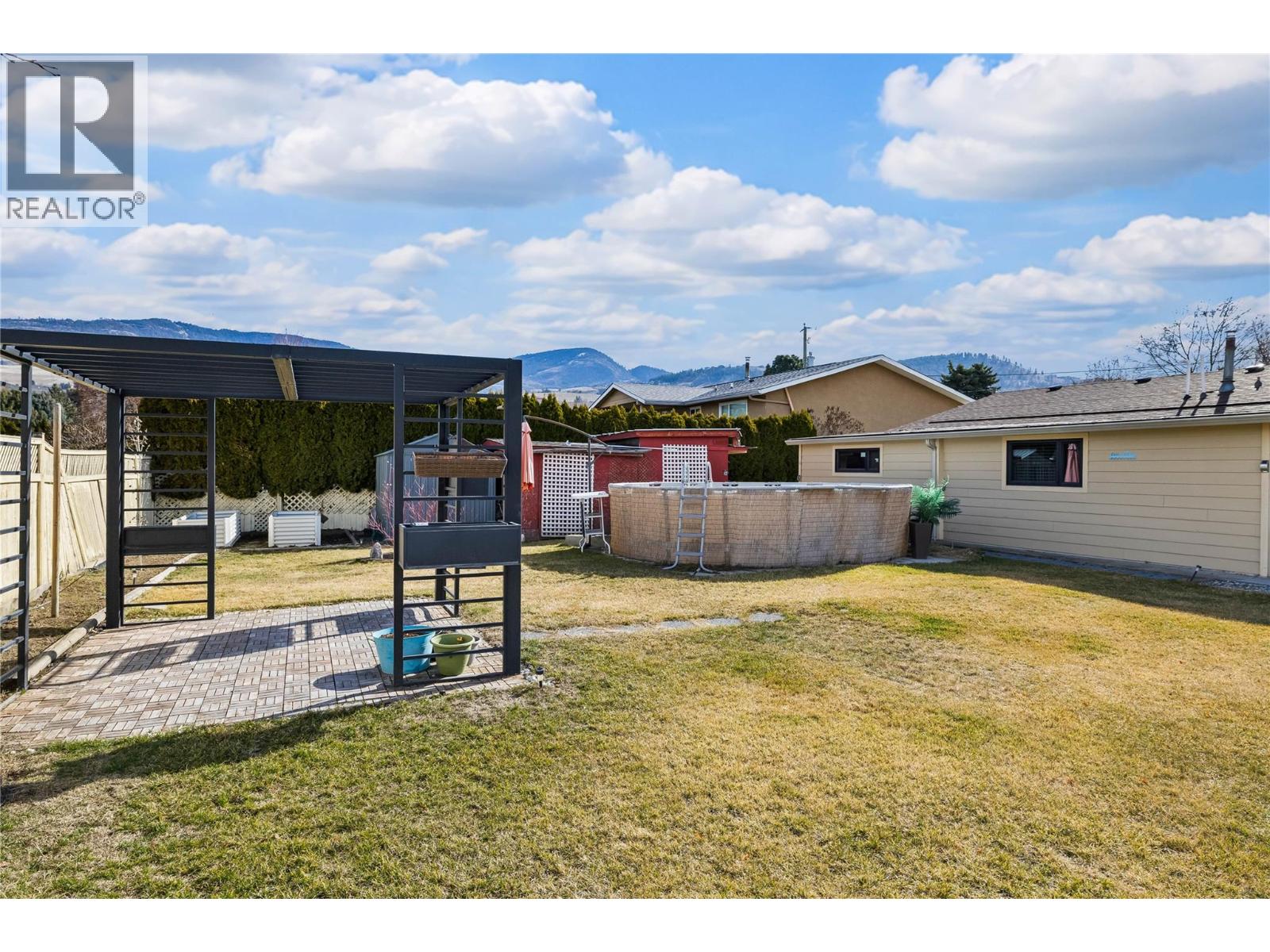 440 Primrose Road - 55