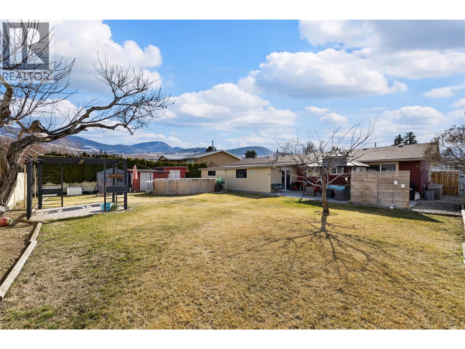 440 Primrose Road - 56