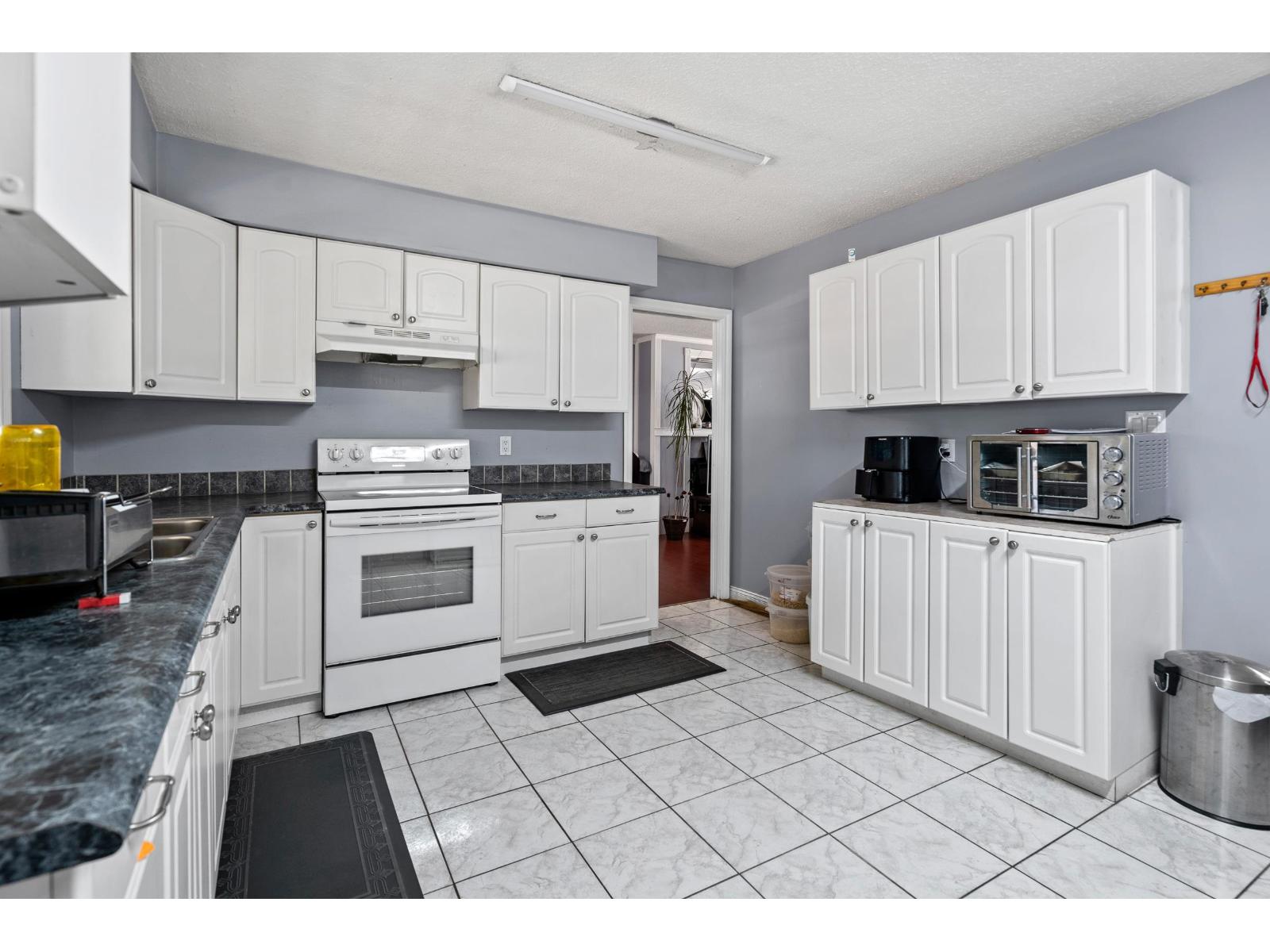 31919 ROYAL CRESCENT, Abbotsford