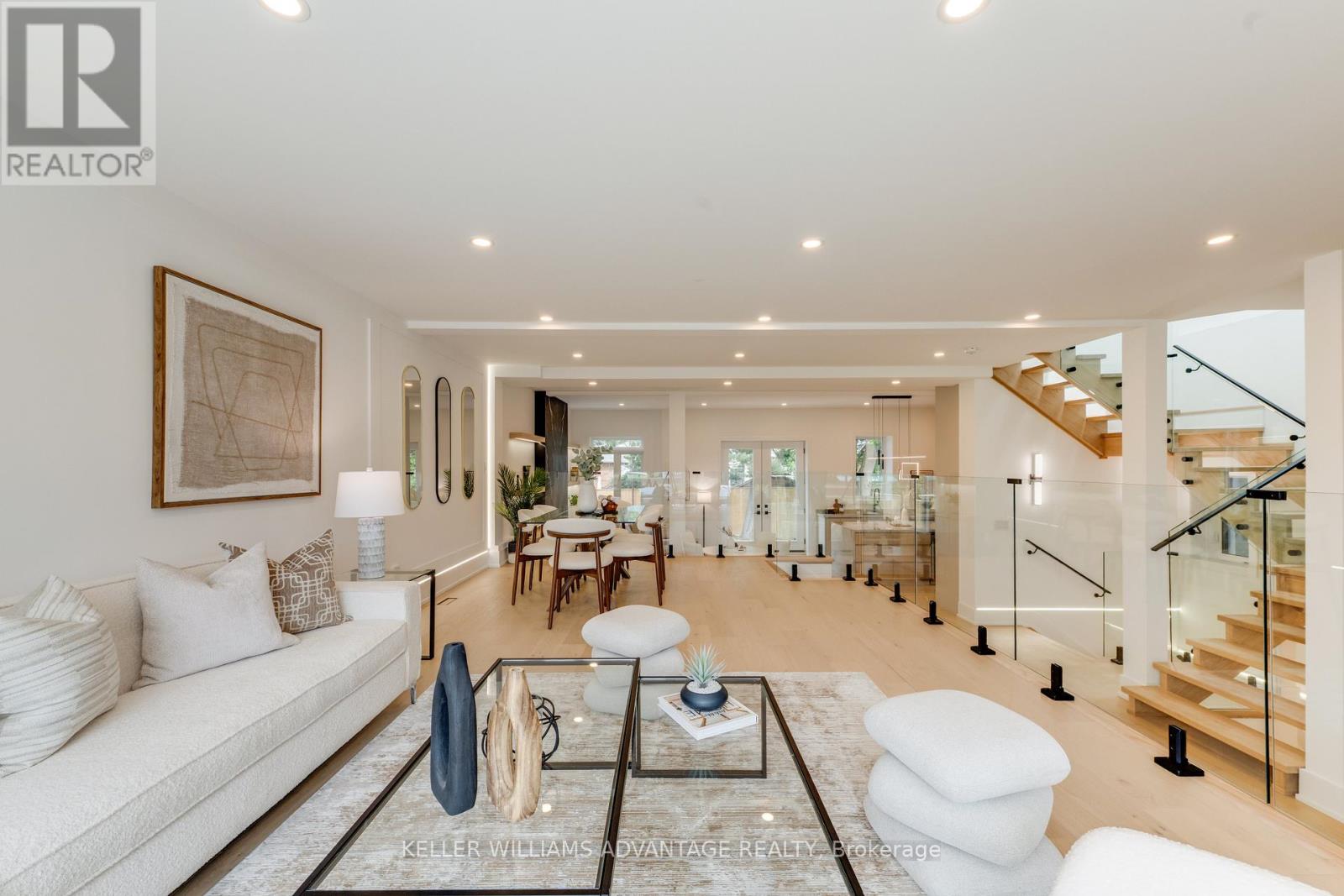 121 DURANT AVENUE - 10