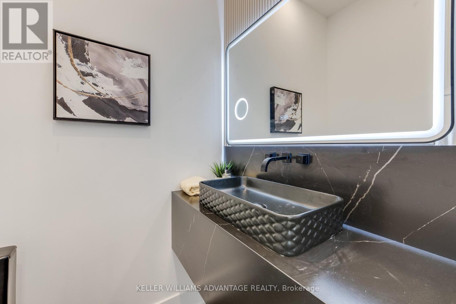 121 DURANT AVENUE - 6